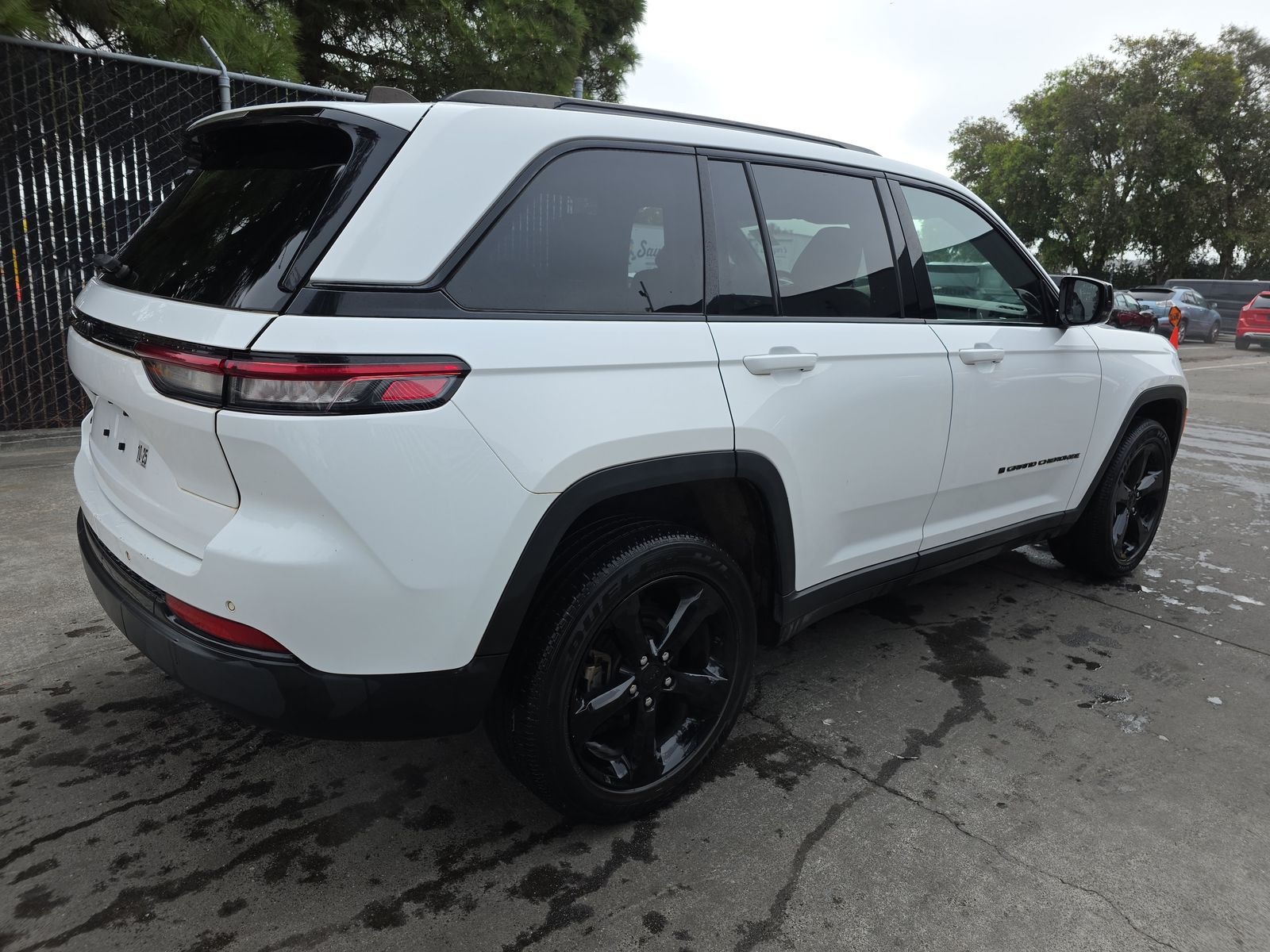 2023 Jeep Grand Cherokee Altitude AWD