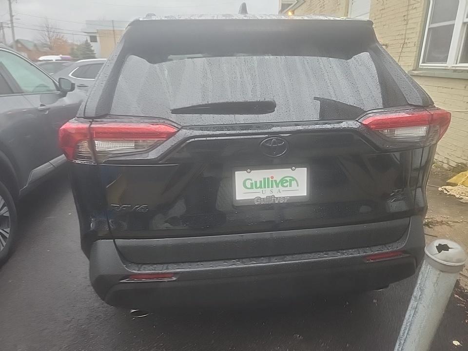 2022 Toyota RAV4 XLE AWD