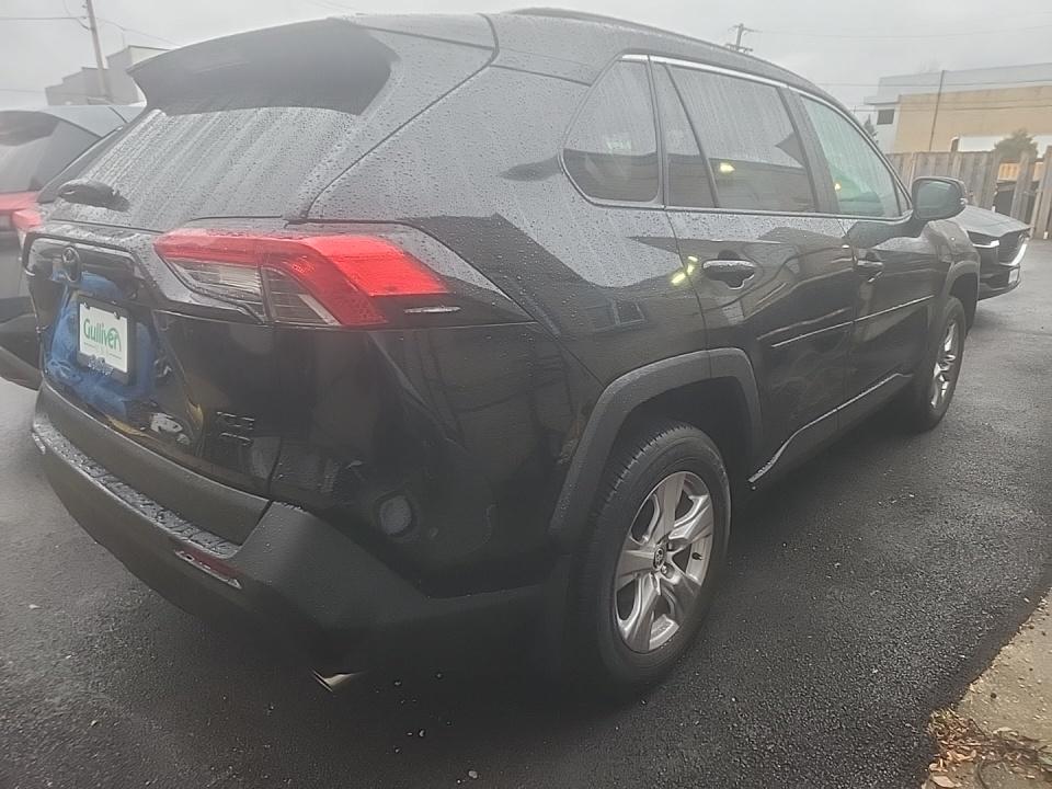 2022 Toyota RAV4 XLE AWD