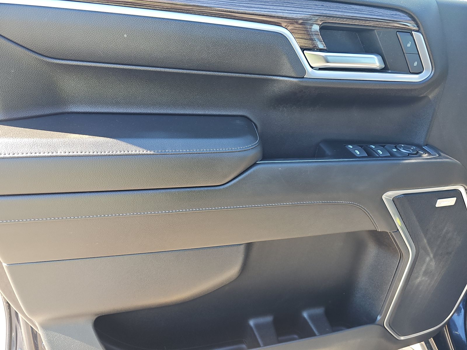 2022 Chevrolet Silverado 1500 RST AWD