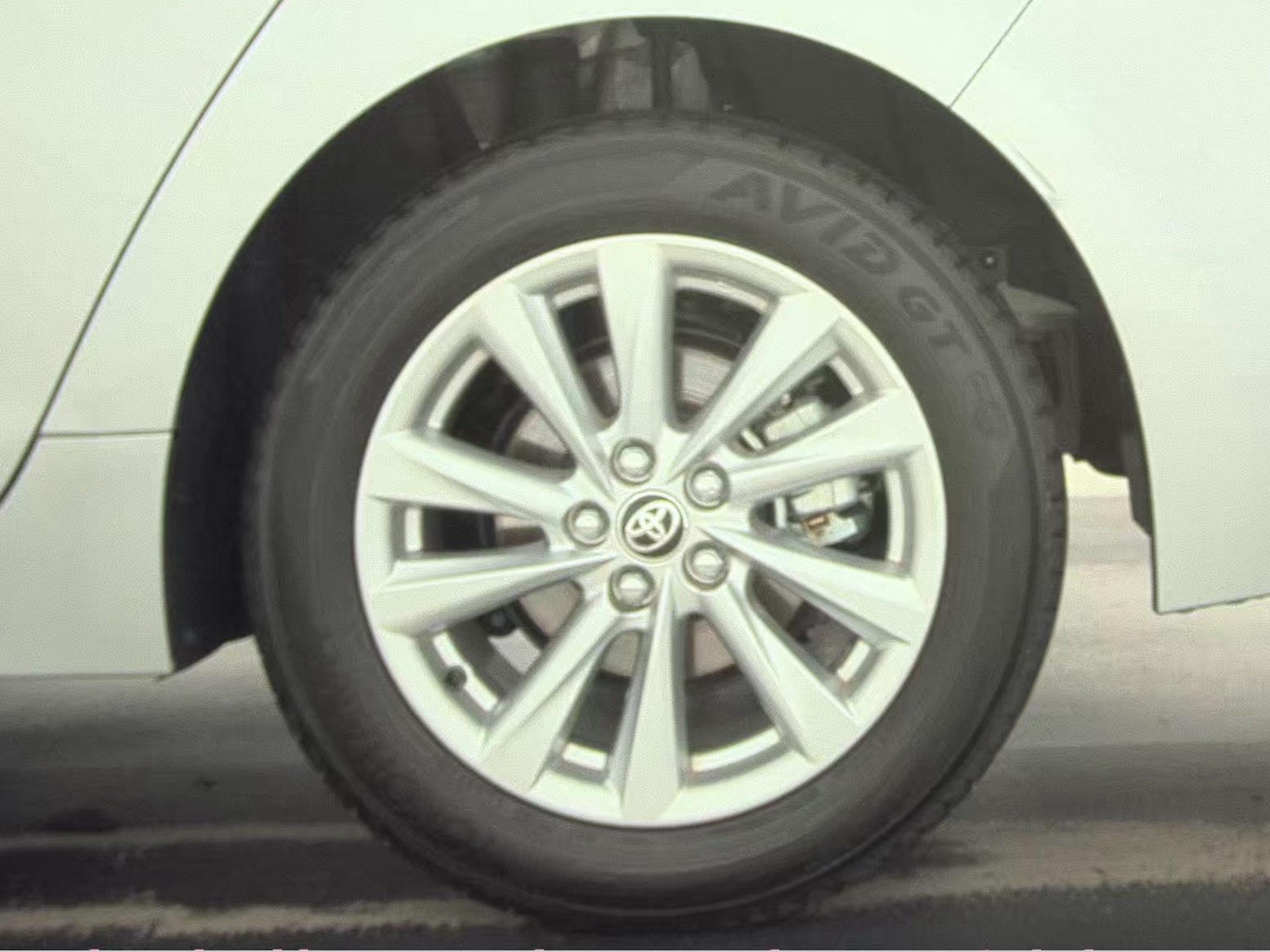 2025 Toyota Corolla Hybrid LE FWD