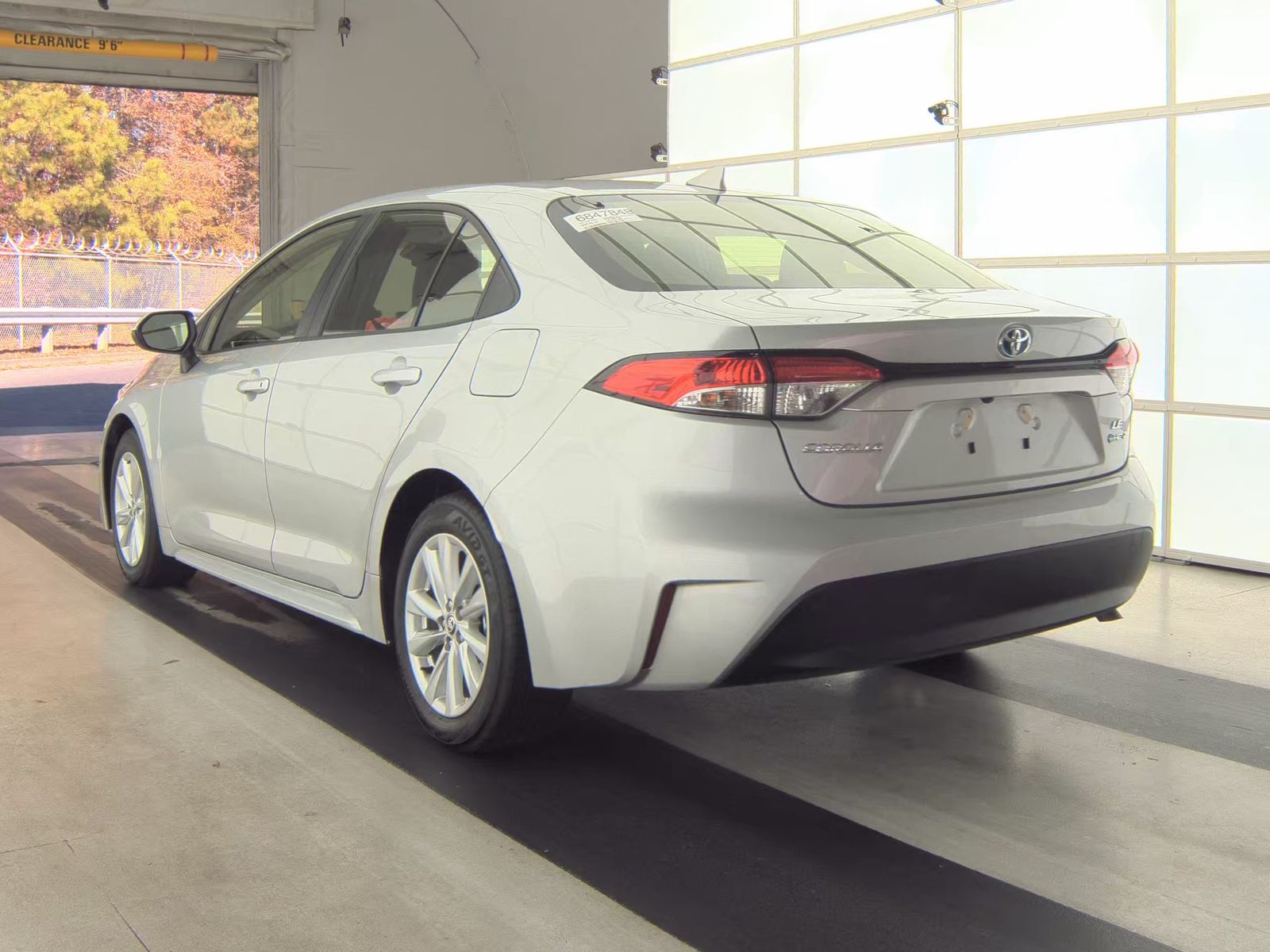 2025 Toyota Corolla Hybrid LE FWD