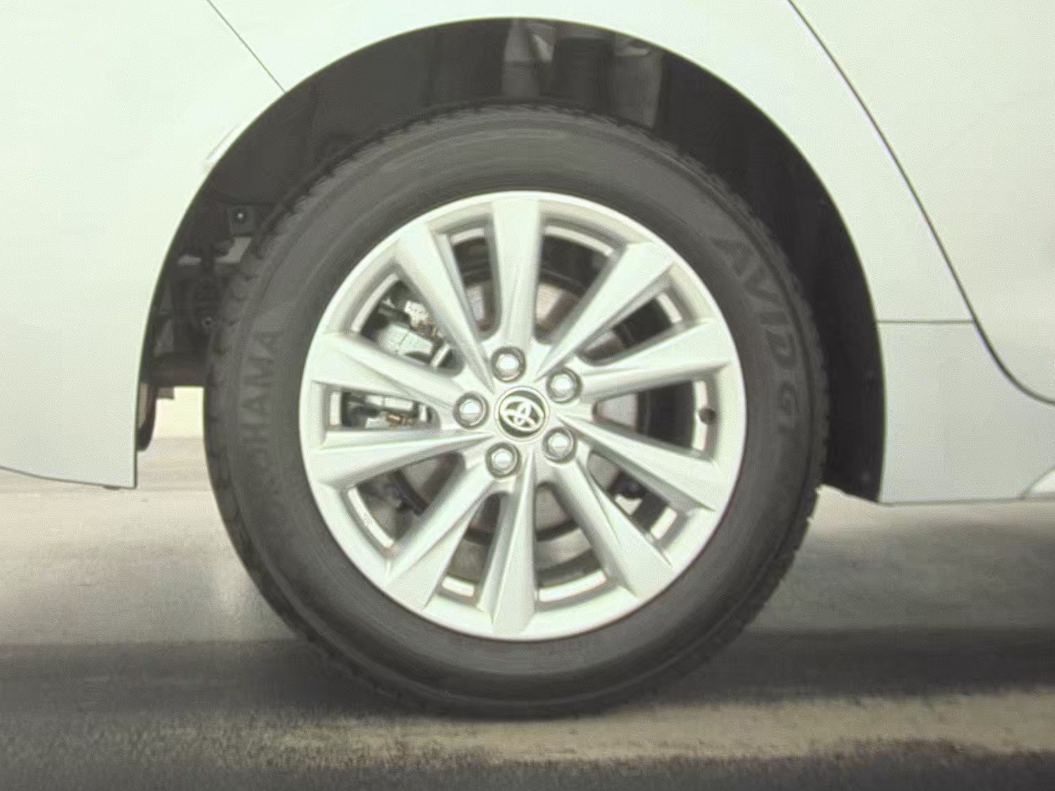 2025 Toyota Corolla Hybrid LE FWD