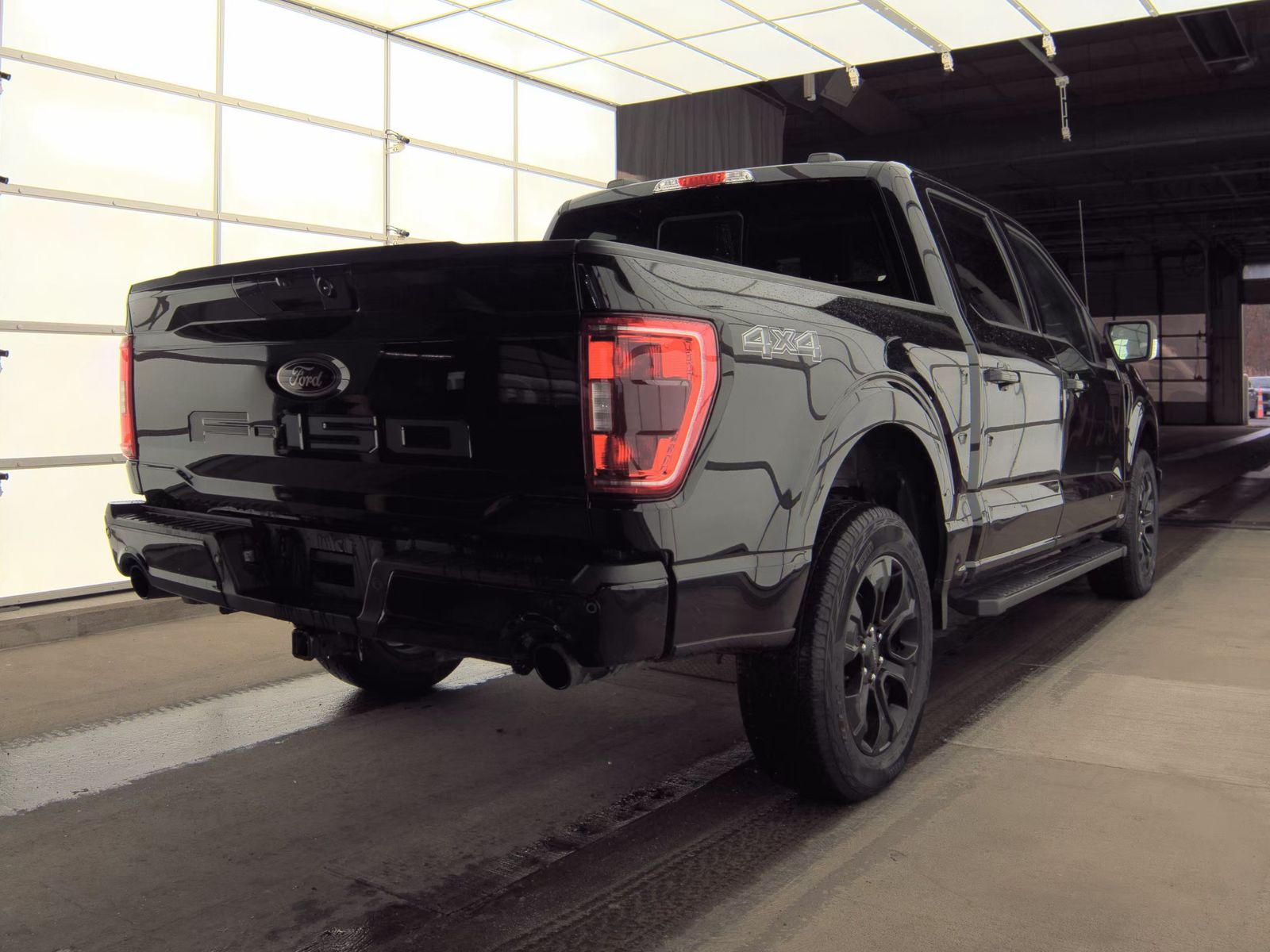 2023 Ford F-150 Hybrid XLT AWD