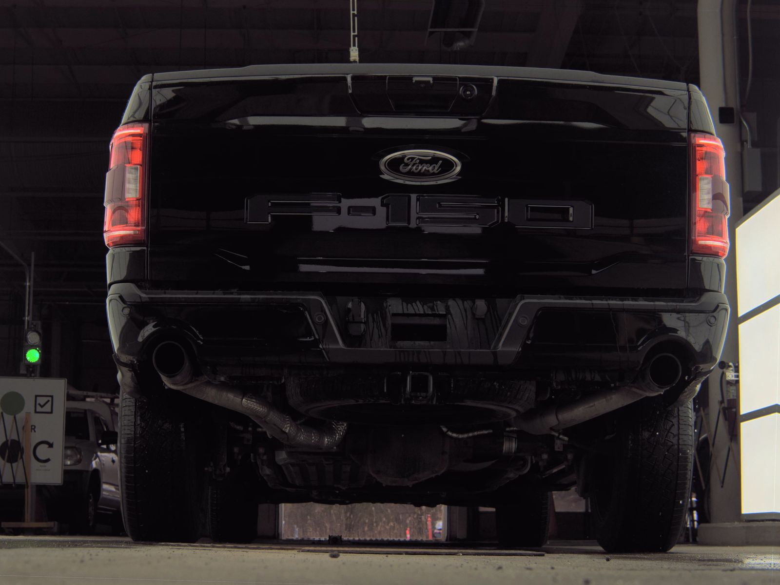 2023 Ford F-150 Hybrid XLT AWD