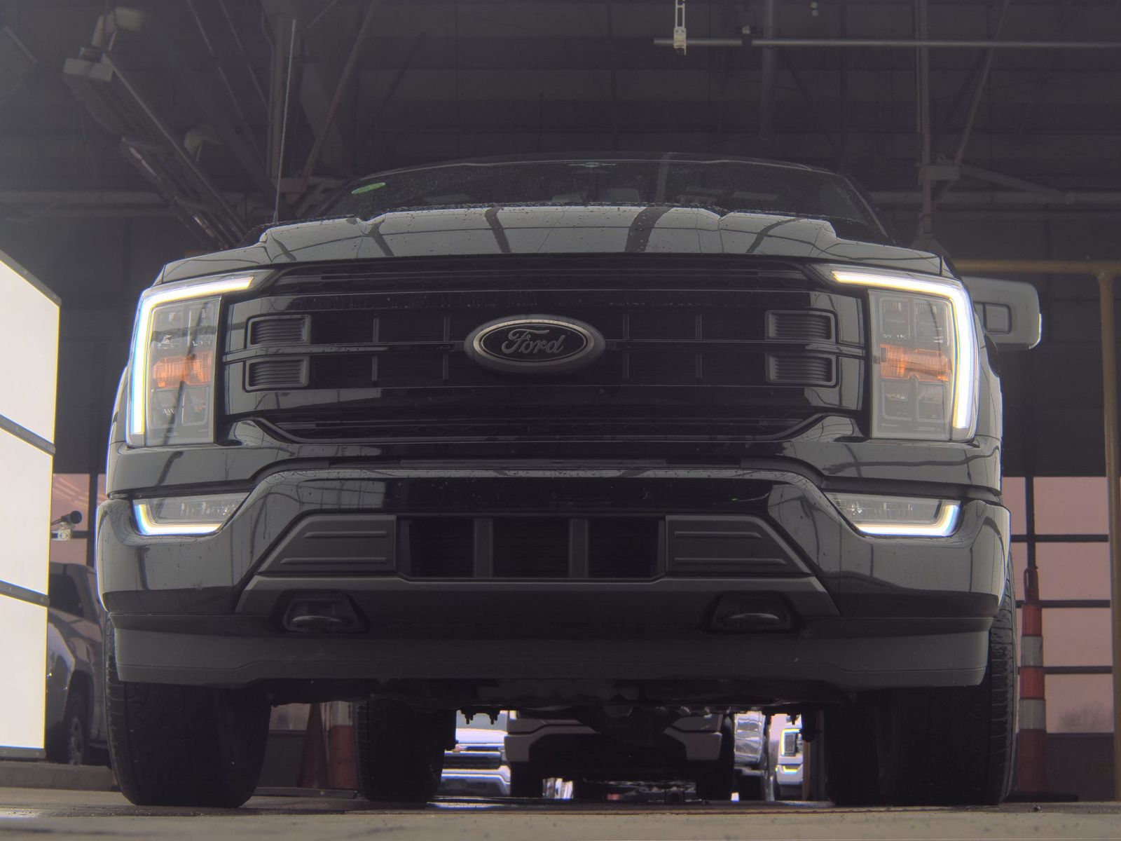 2023 Ford F-150 Hybrid XLT AWD