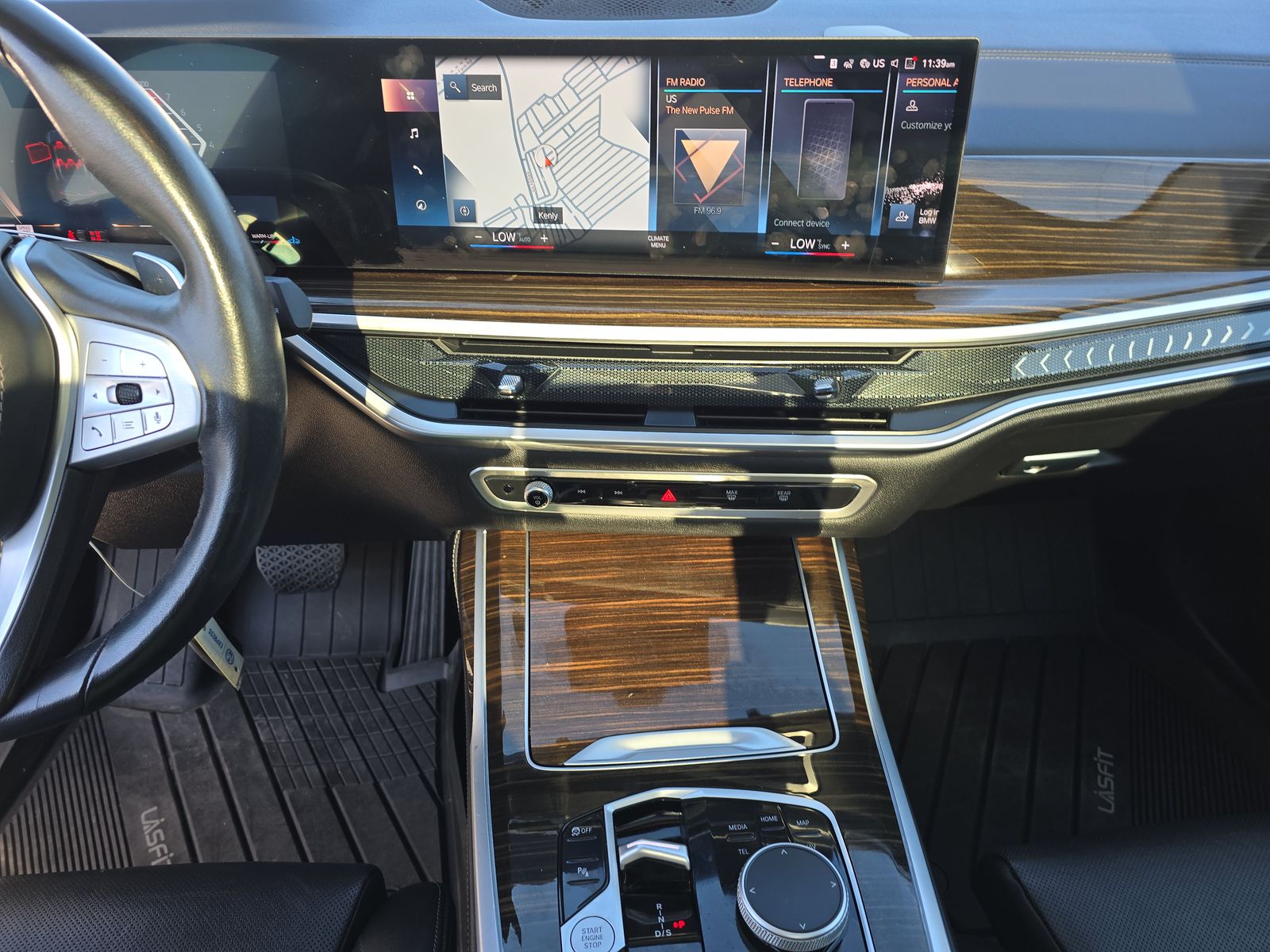 2023 BMW X7 xDrive40i AWD