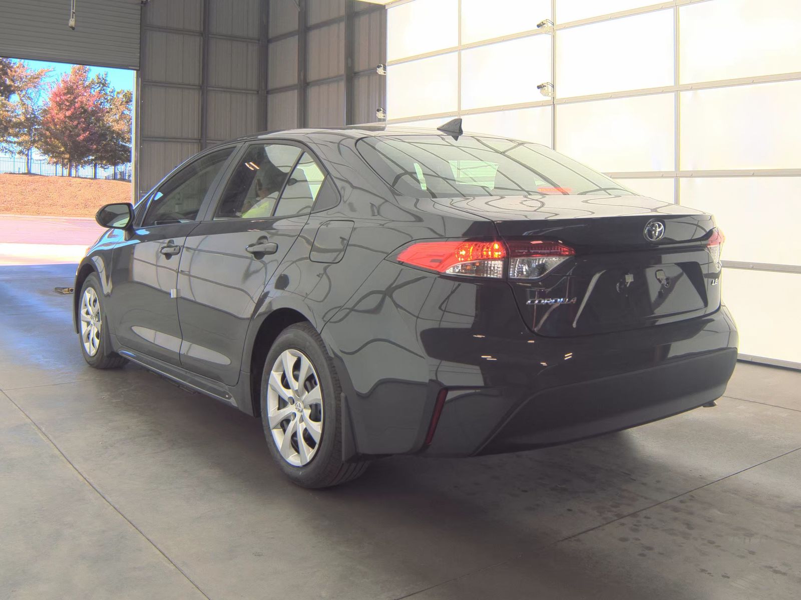 2025 Toyota Corolla LE FWD