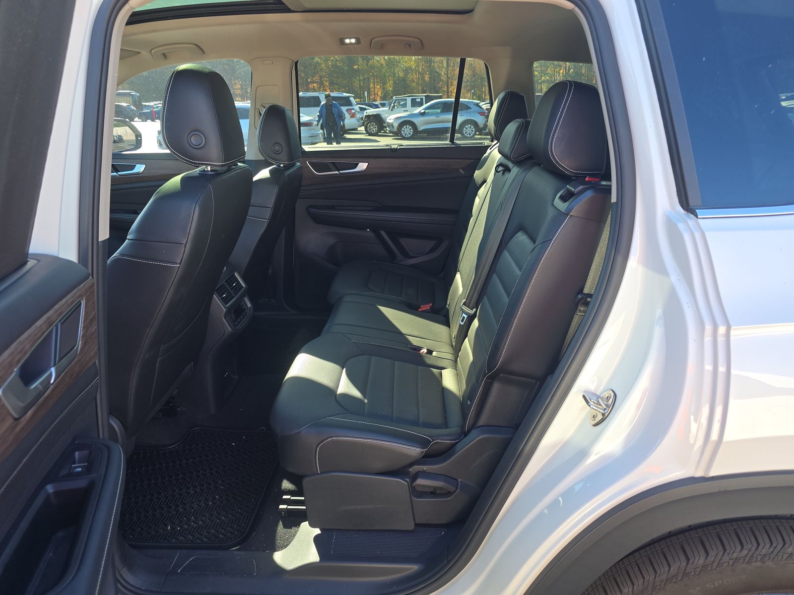 2024 Volkswagen Atlas 2.0T SEL AWD