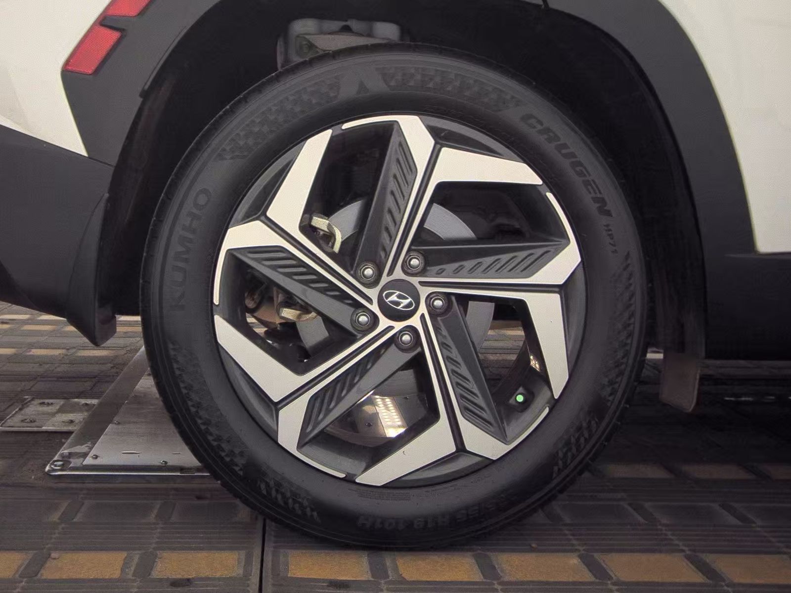 2023 Hyundai Tucson SEL FWD