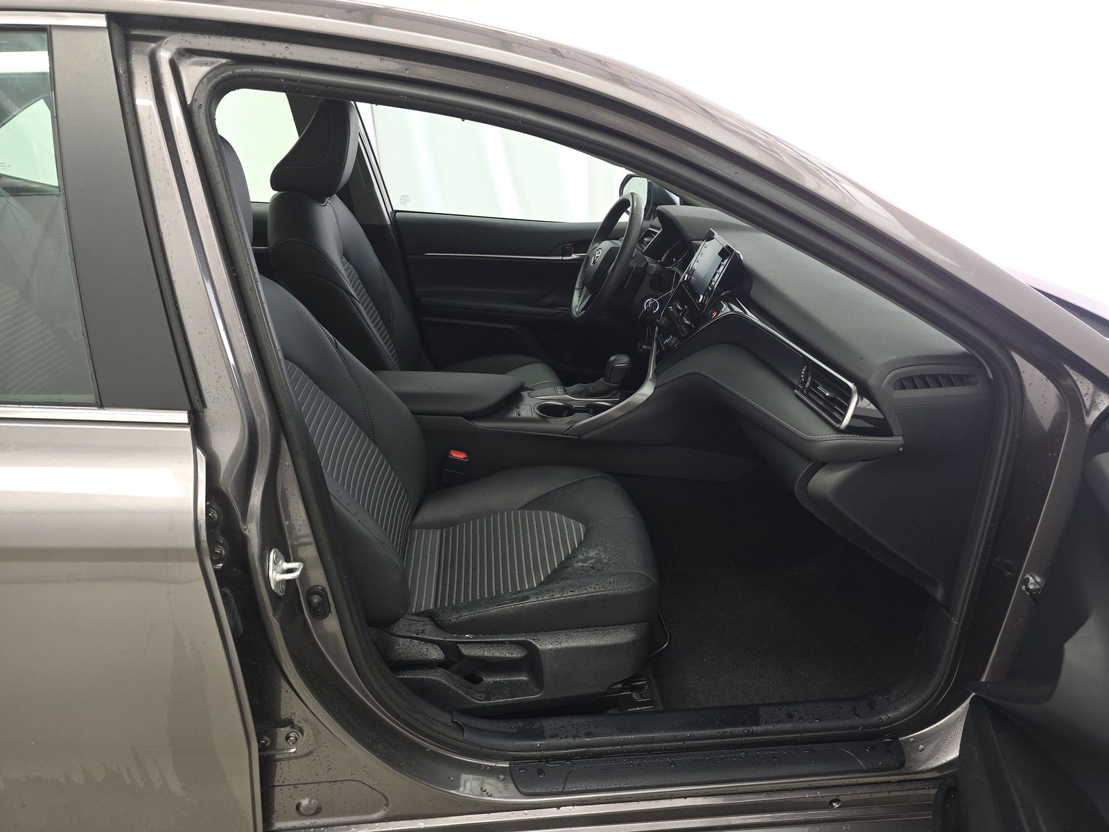 2024 Toyota Camry SE FWD