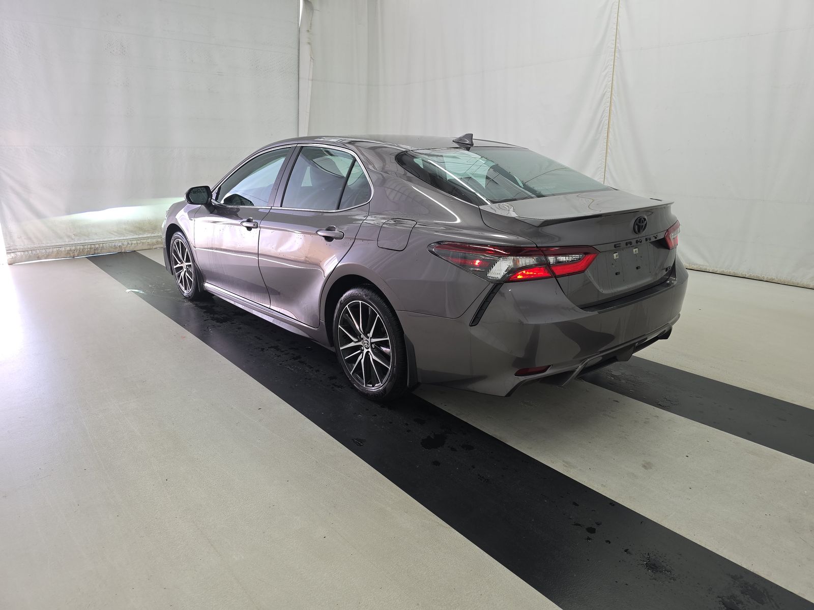 2024 Toyota Camry SE FWD