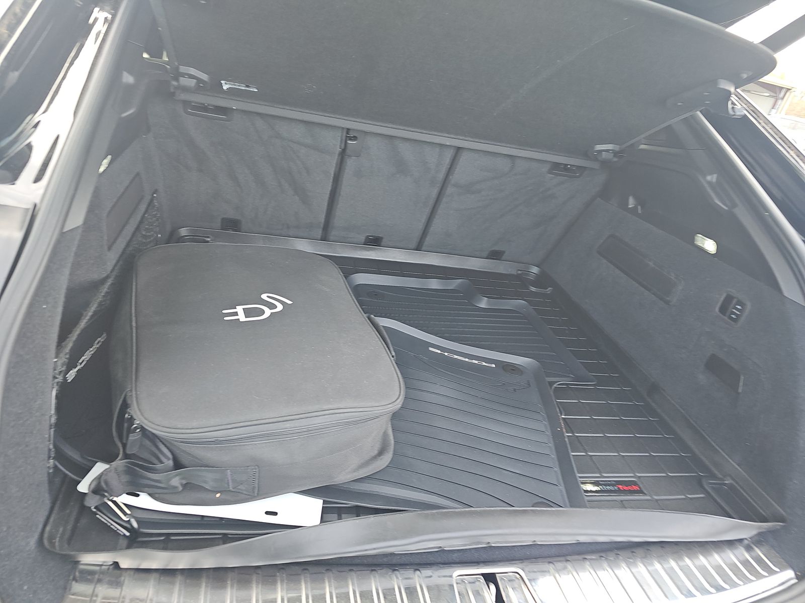 2022 Porsche Cayenne E-Hybrid Platinum Edition AWD