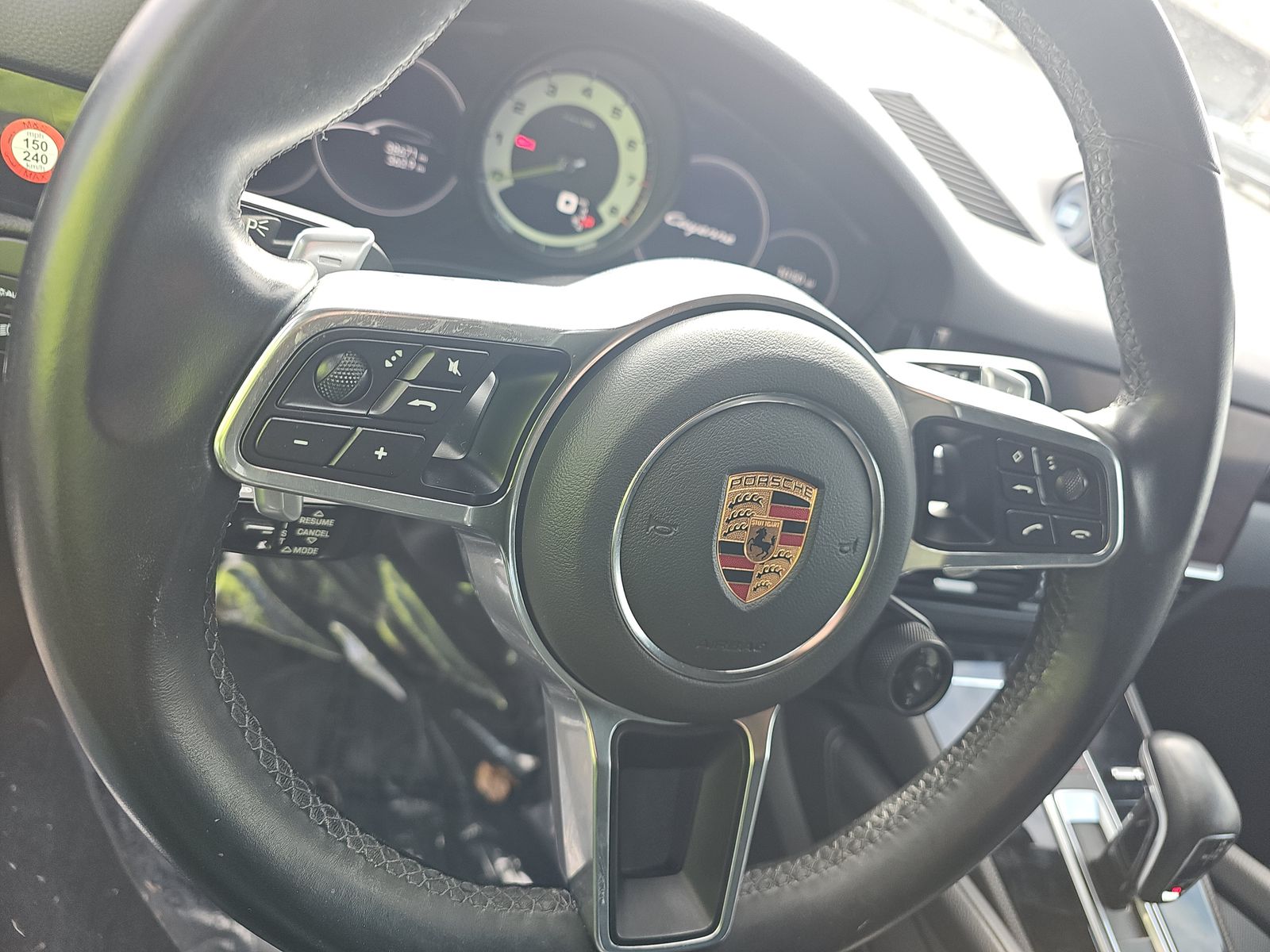 2022 Porsche Cayenne E-Hybrid Platinum Edition AWD