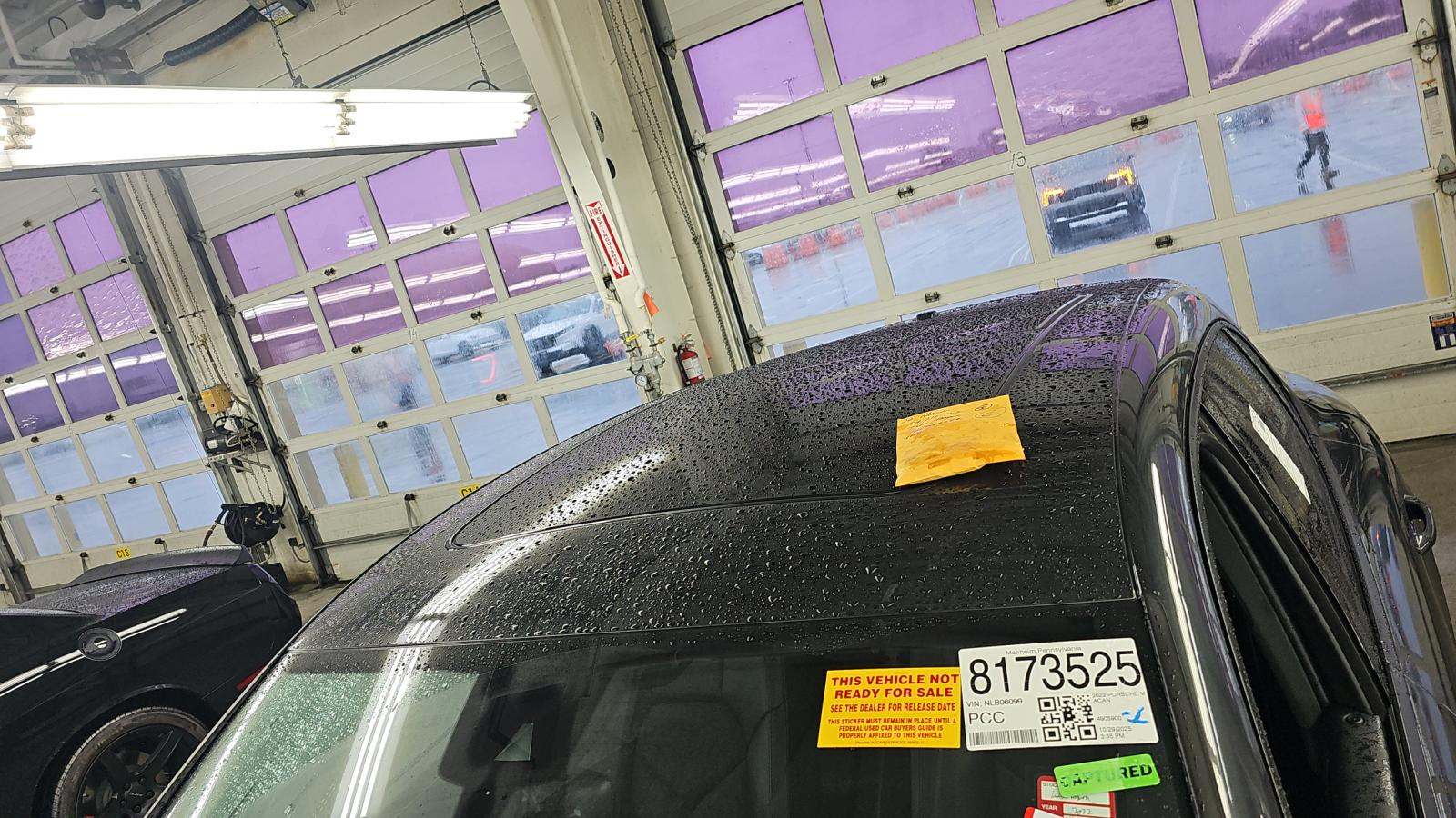 2022 Porsche Macan Base AWD