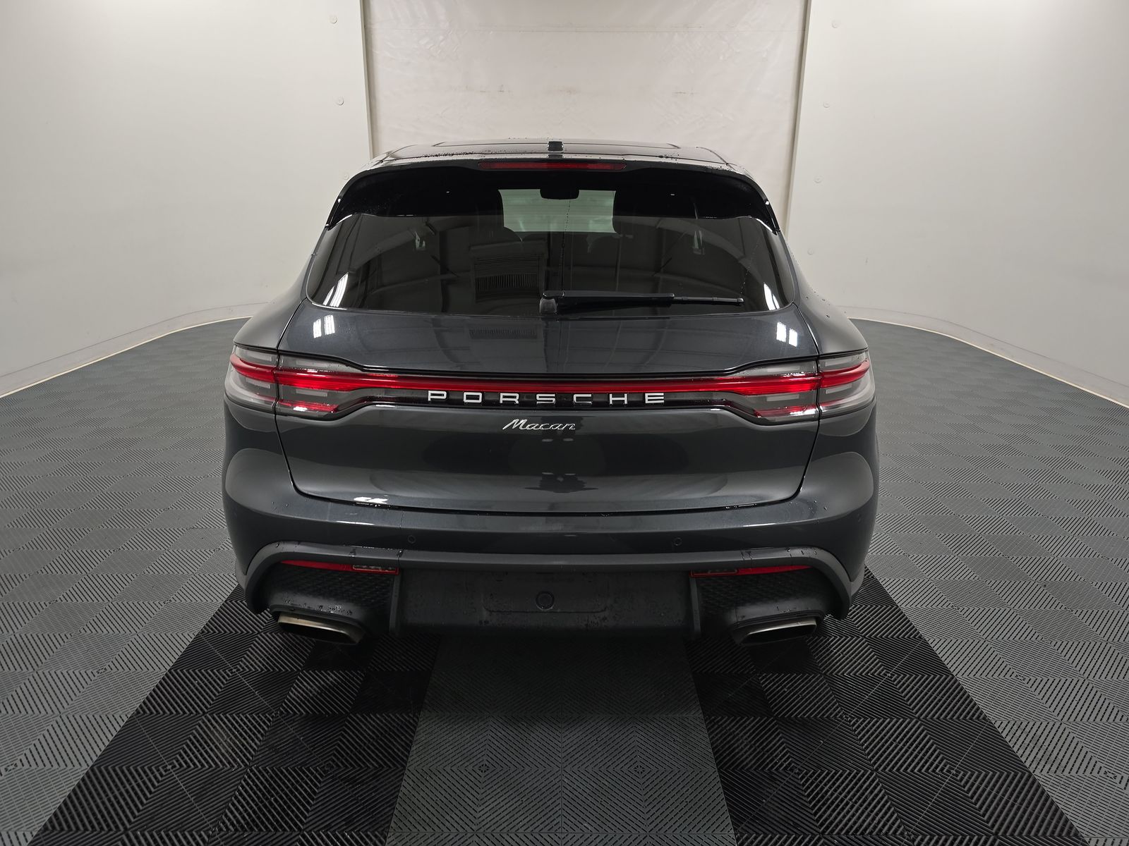 2022 Porsche Macan Base AWD