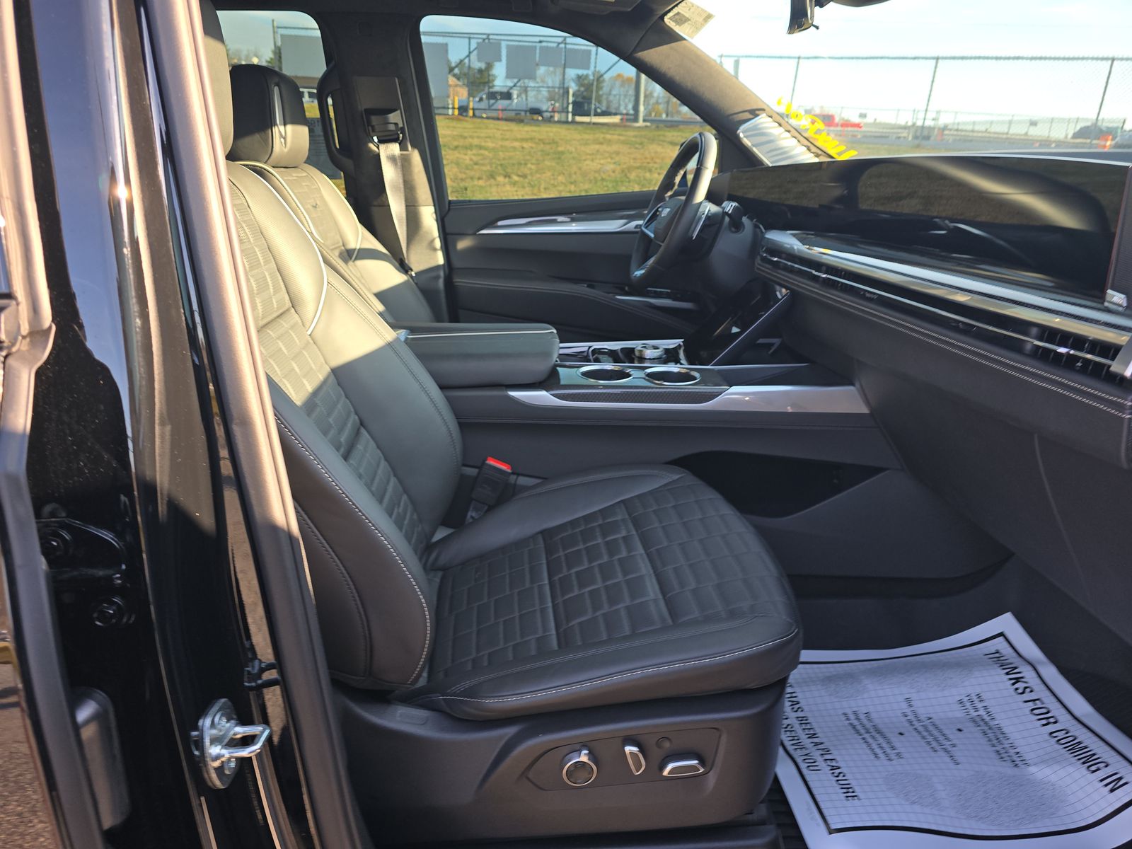 2025 Cadillac Escalade ESV V-Series AWD