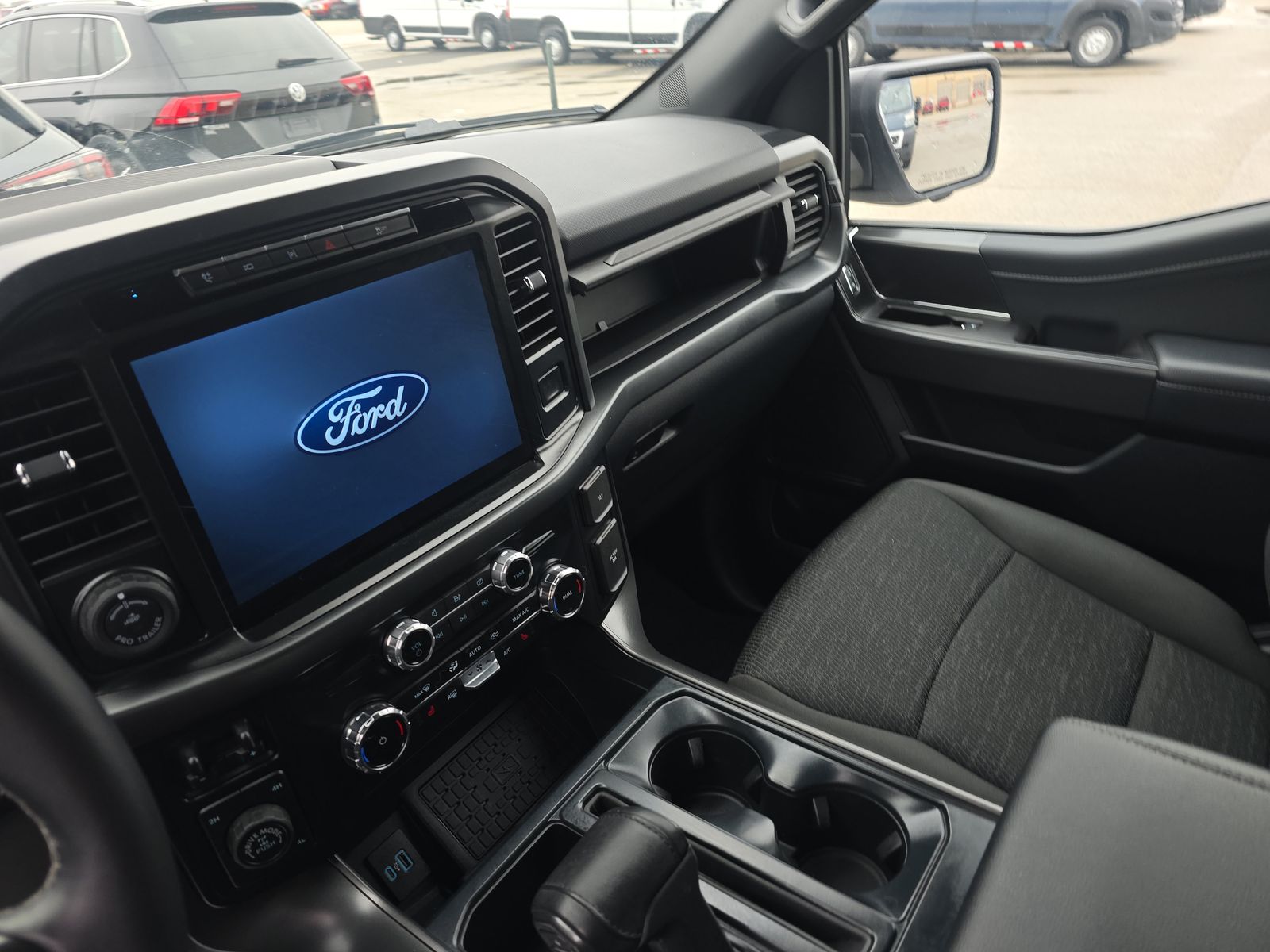 2024 Ford F-150 Hybrid XLT AWD