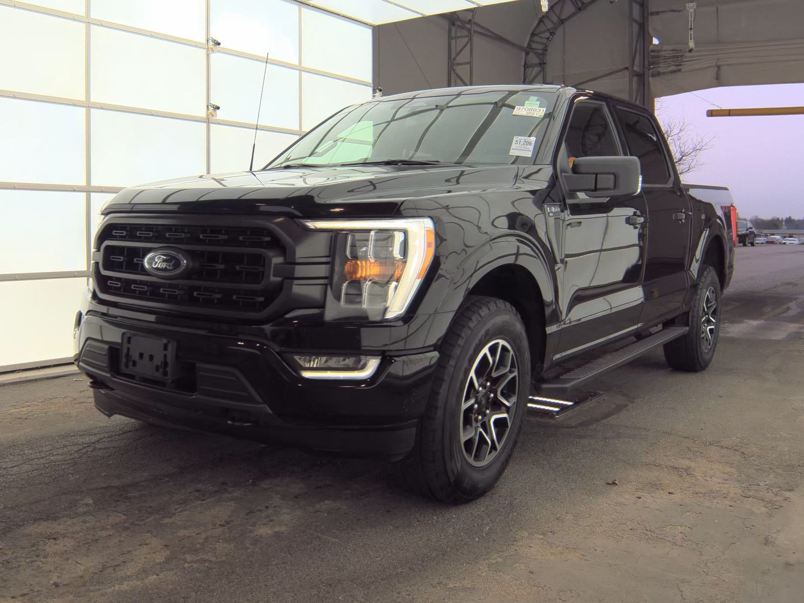 2022 Ford F-150 XLT AWD