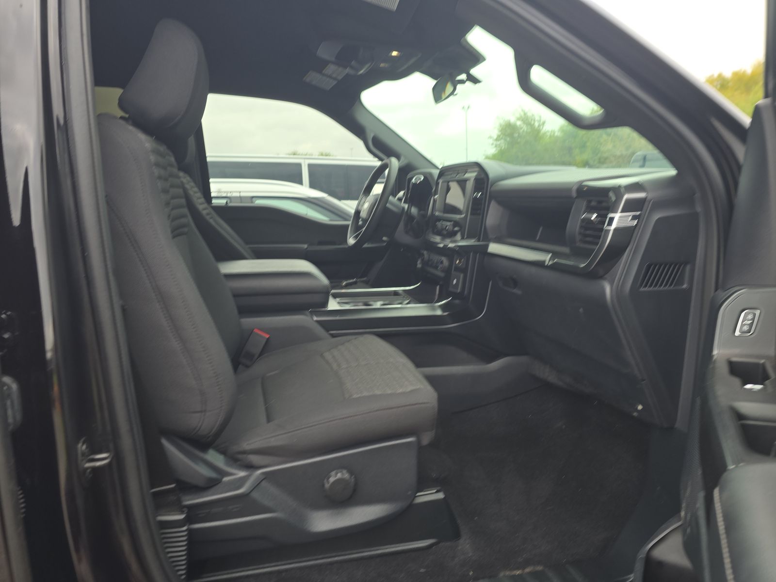 2023 Ford F-150 XL AWD