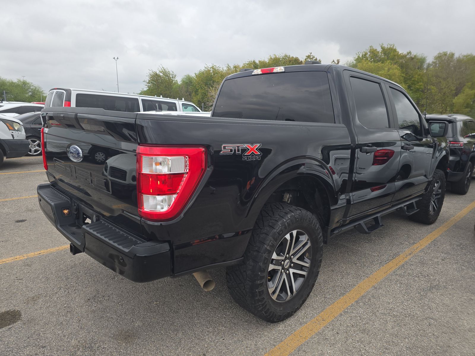2023 Ford F-150 XL AWD