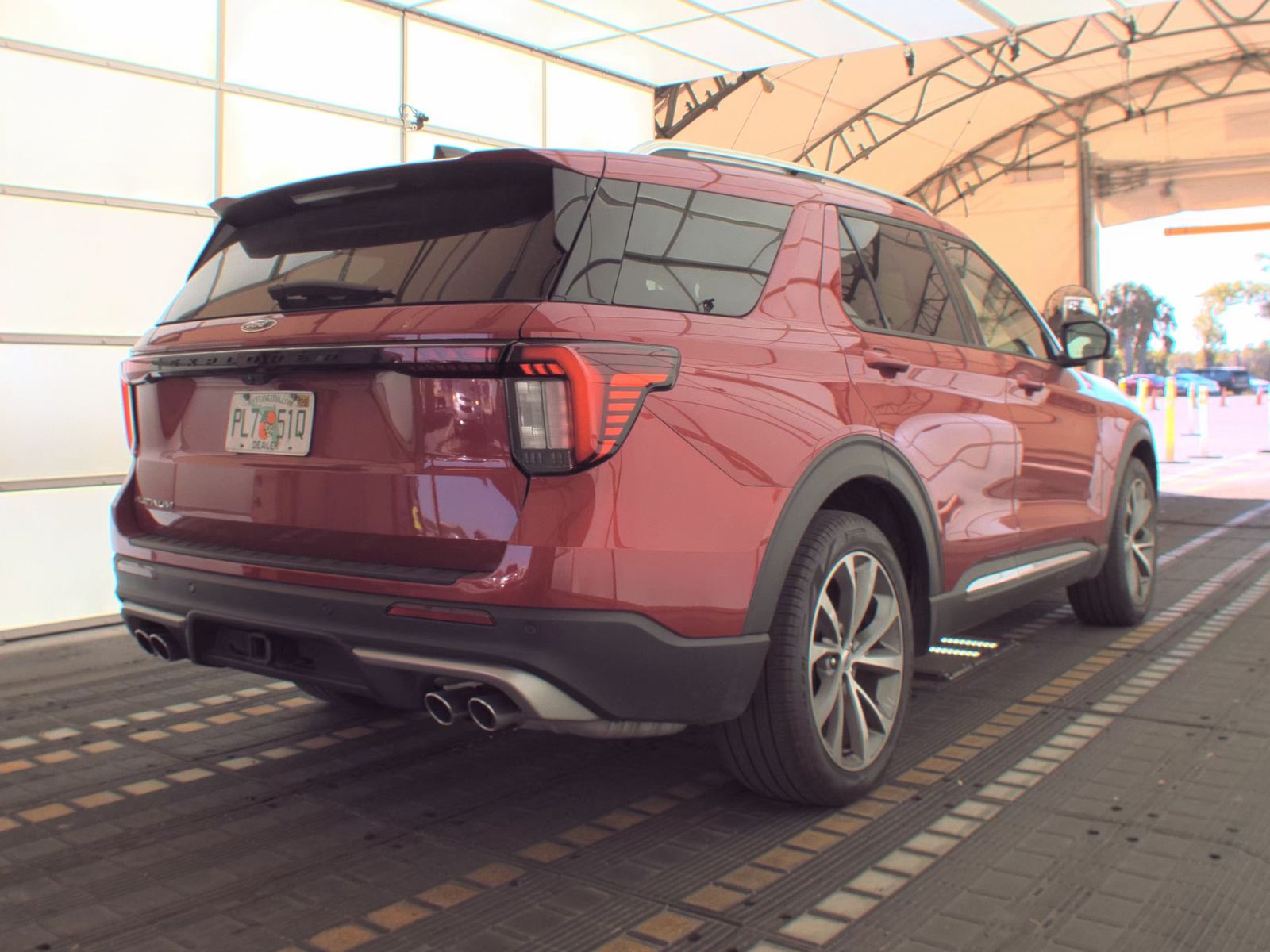 2025 Ford Explorer Platinum RWD