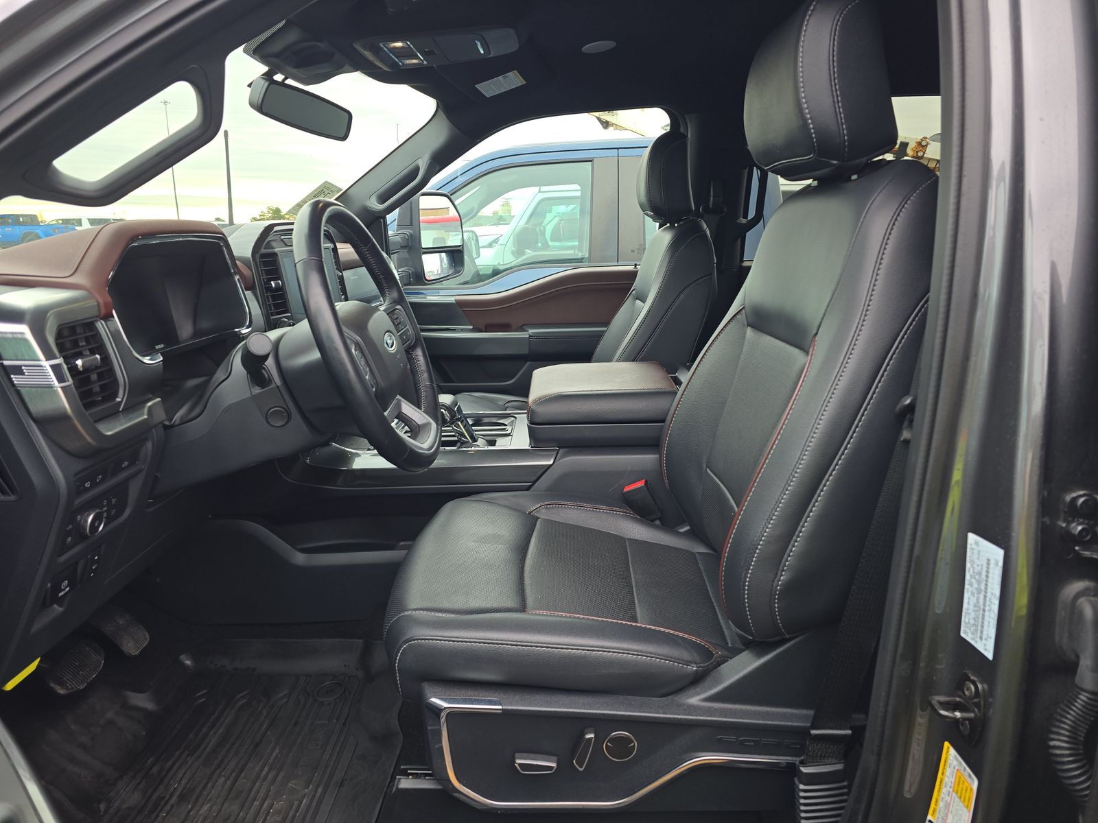 2023 Ford F-150 Hybrid Lariat AWD