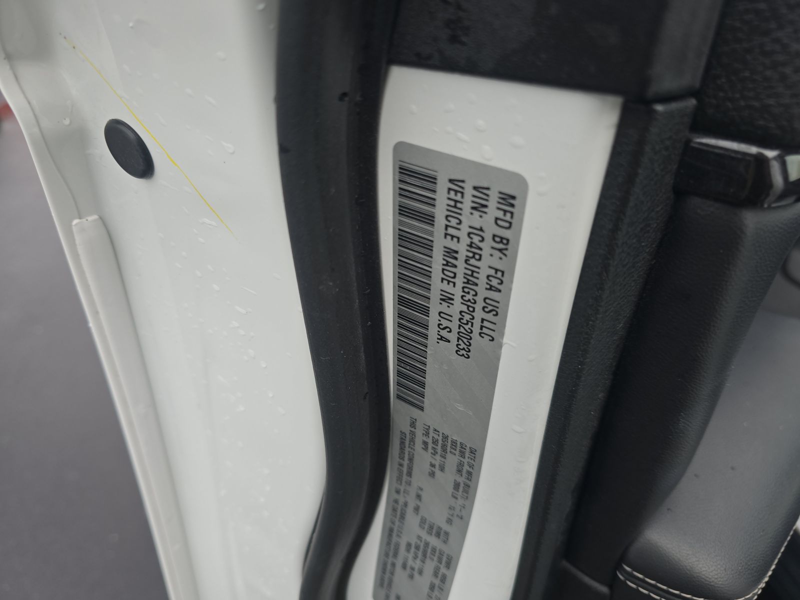 2023 Jeep Grand Cherokee Laredo AWD