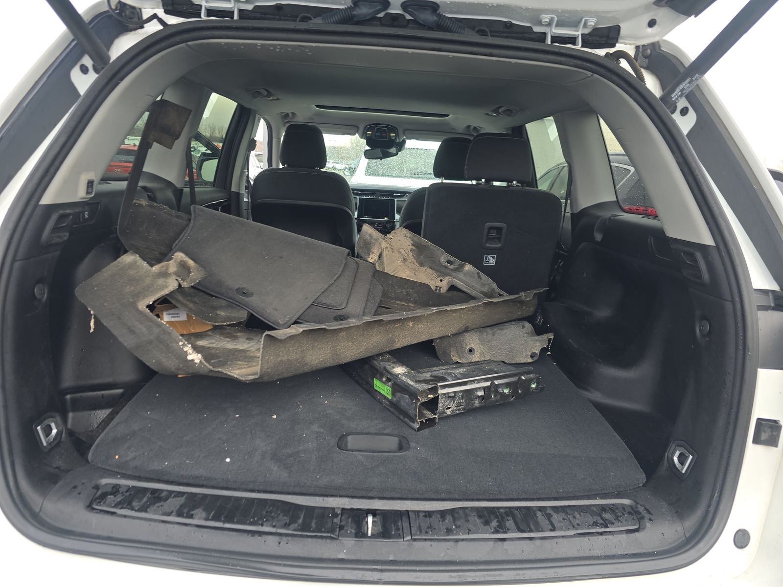 2023 Jeep Grand Cherokee Laredo AWD