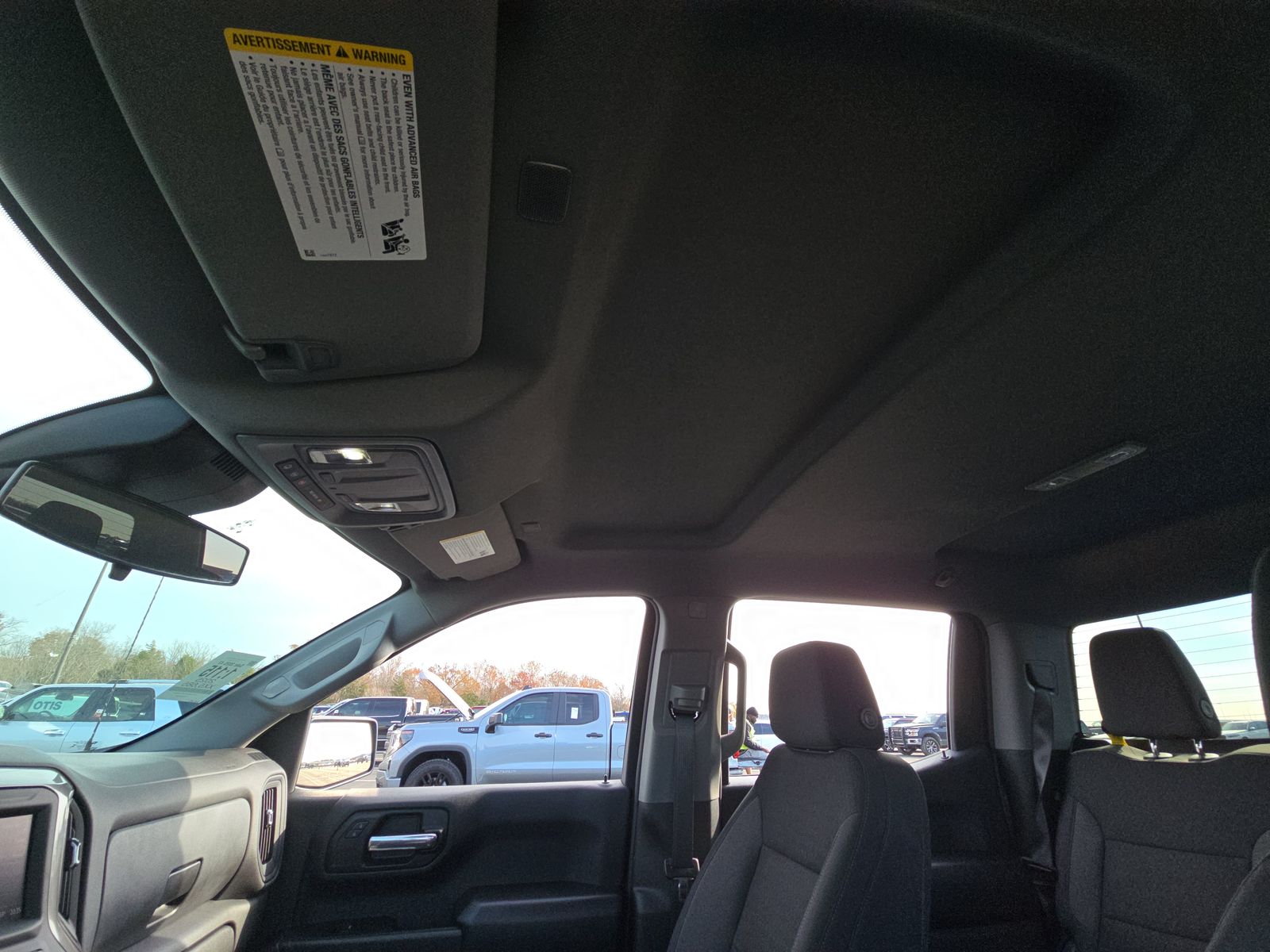 2025 Chevrolet Silverado 1500 Custom AWD