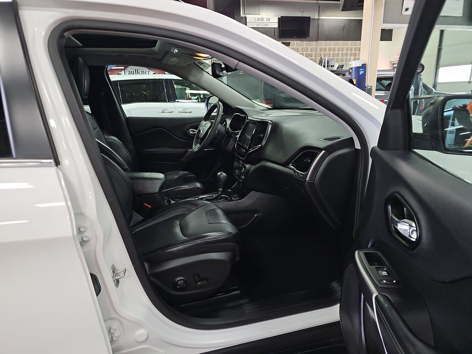 2022 Jeep Cherokee Limited AWD