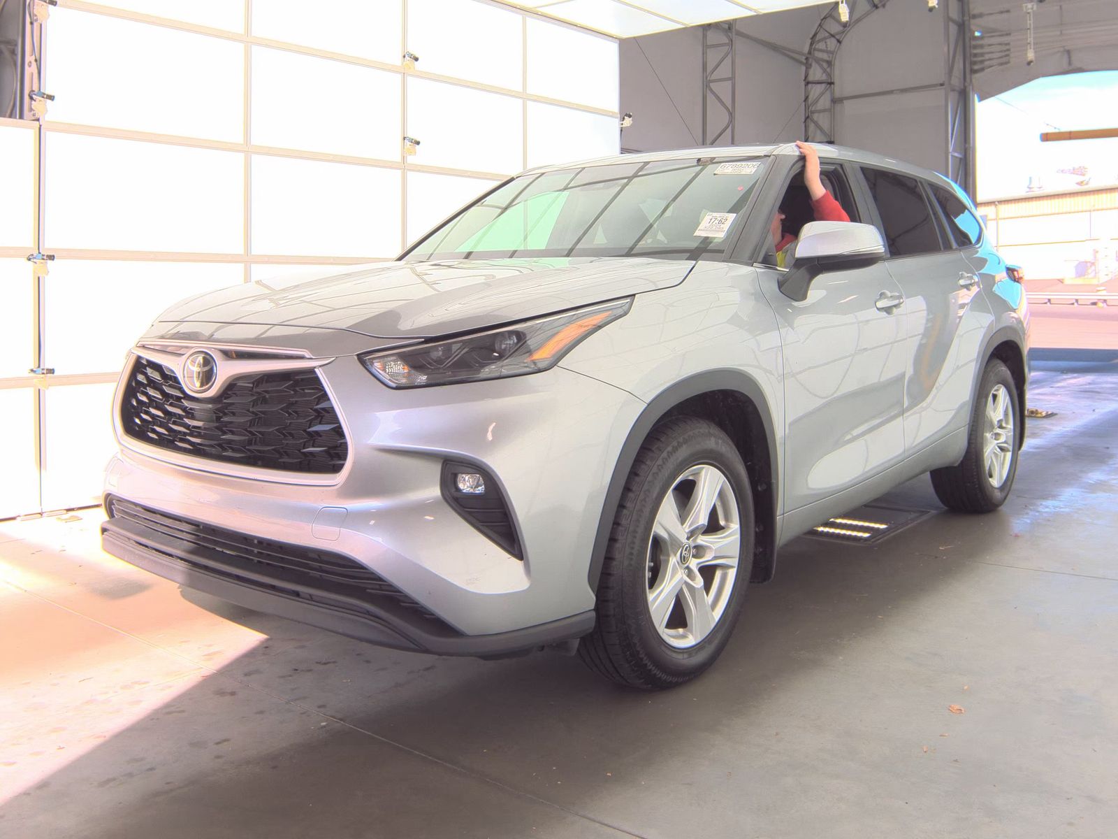 2024 Toyota Highlander LE AWD