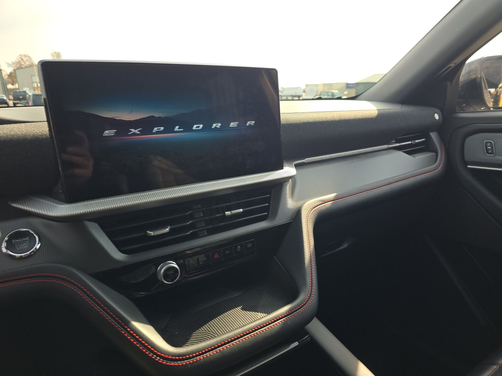 2025 Ford Explorer ST-Line AWD