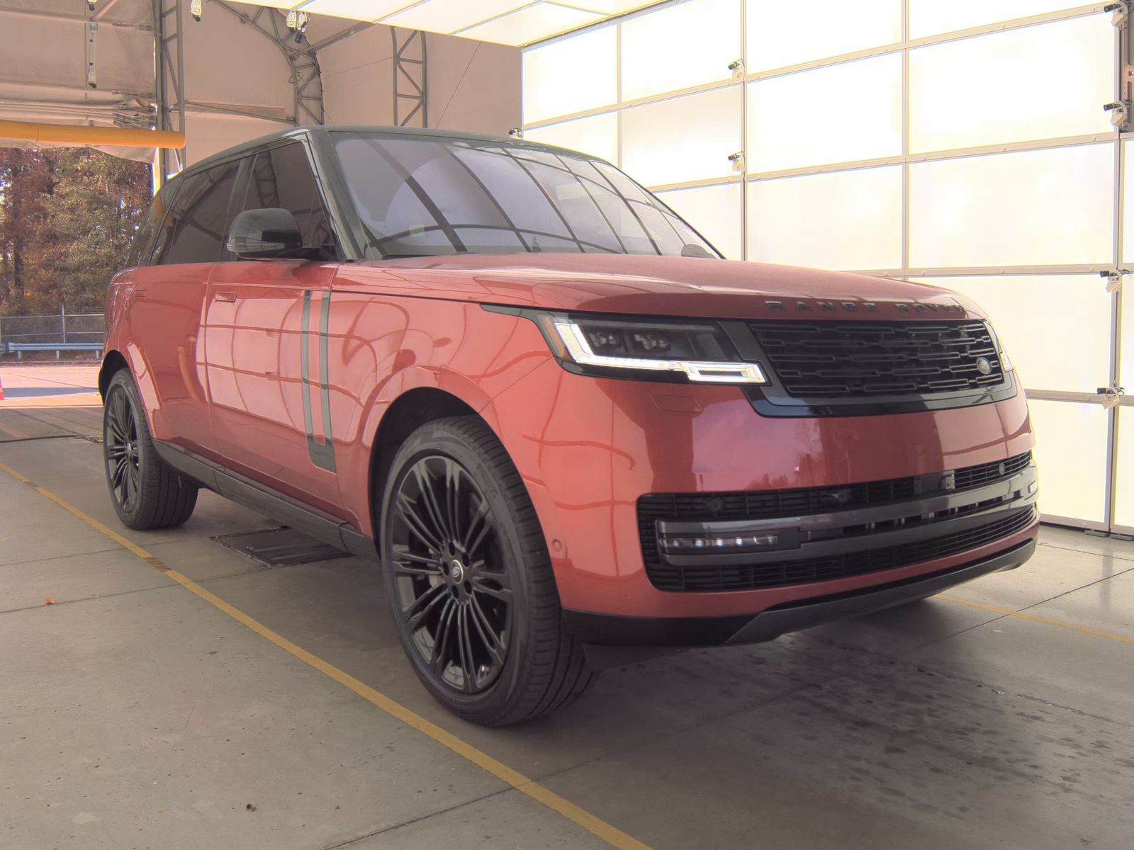 2023 Land Rover Range Rover SE LWB AWD