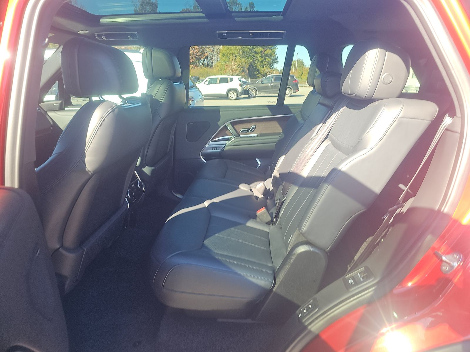 2023 Land Rover Range Rover SE LWB AWD