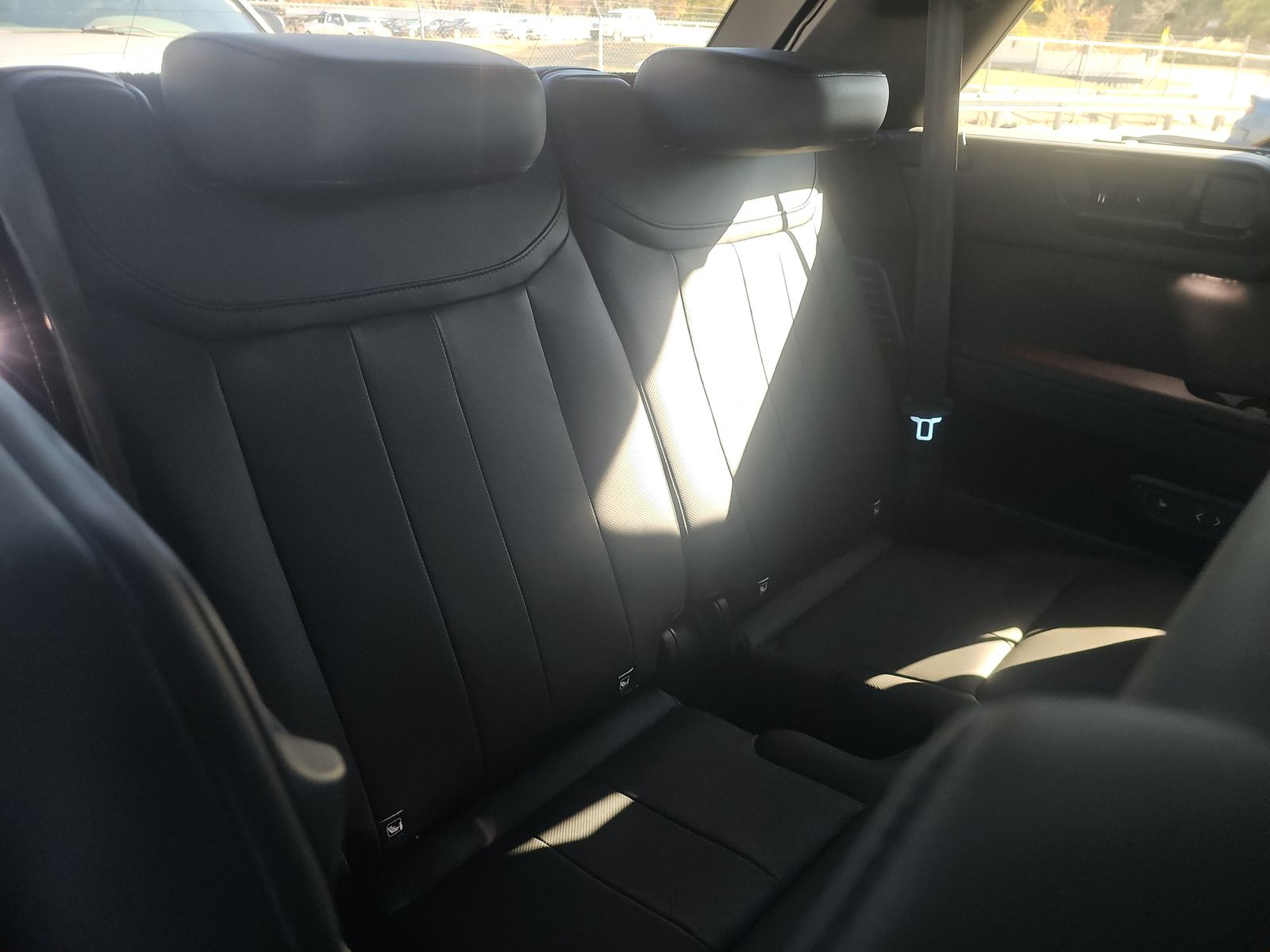 2023 Land Rover Range Rover SE LWB AWD