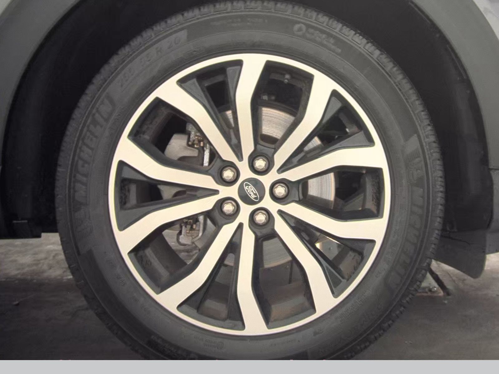 2025 Ford Explorer ST-Line AWD