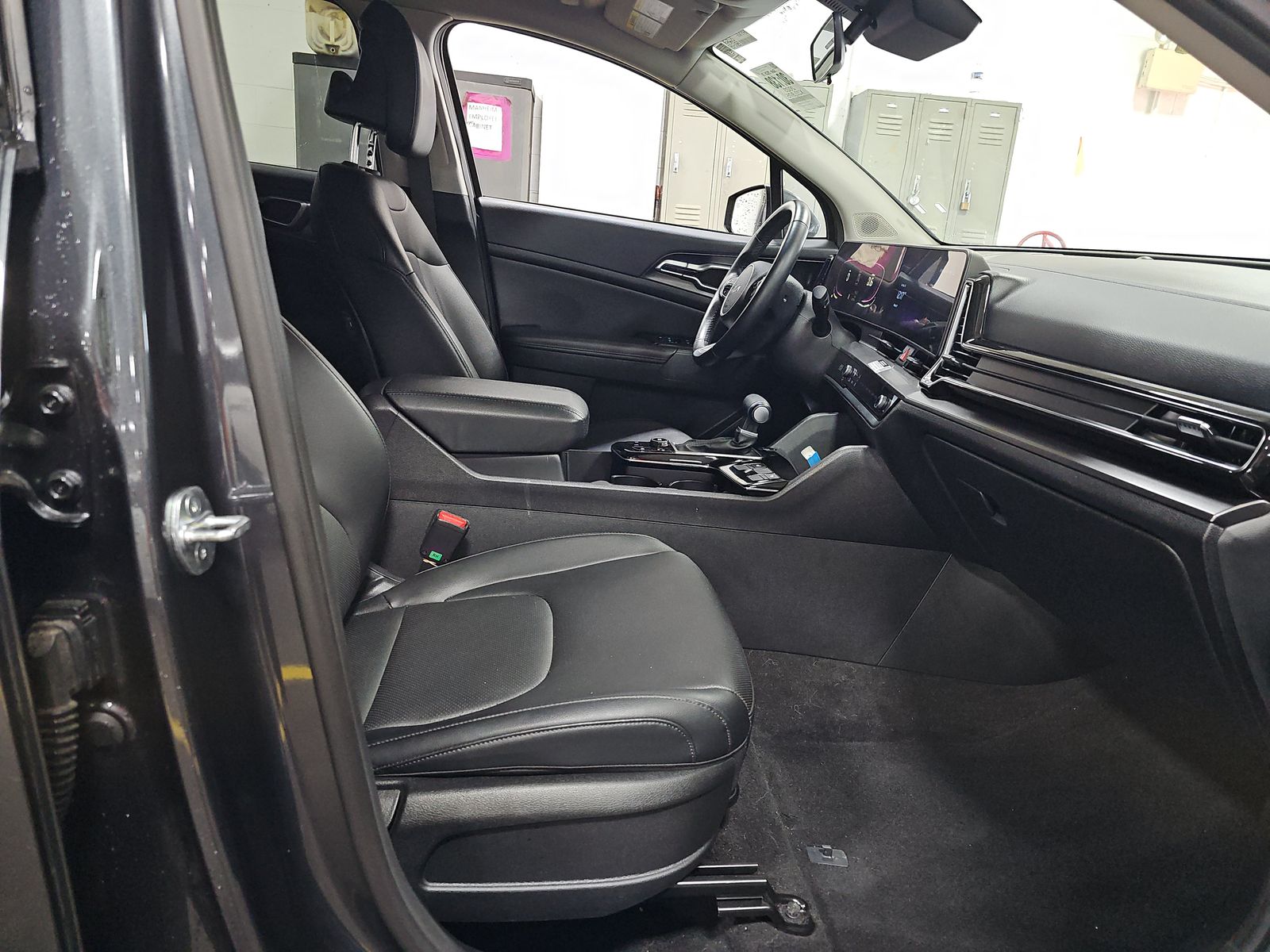 2023 Kia Sportage EX FWD