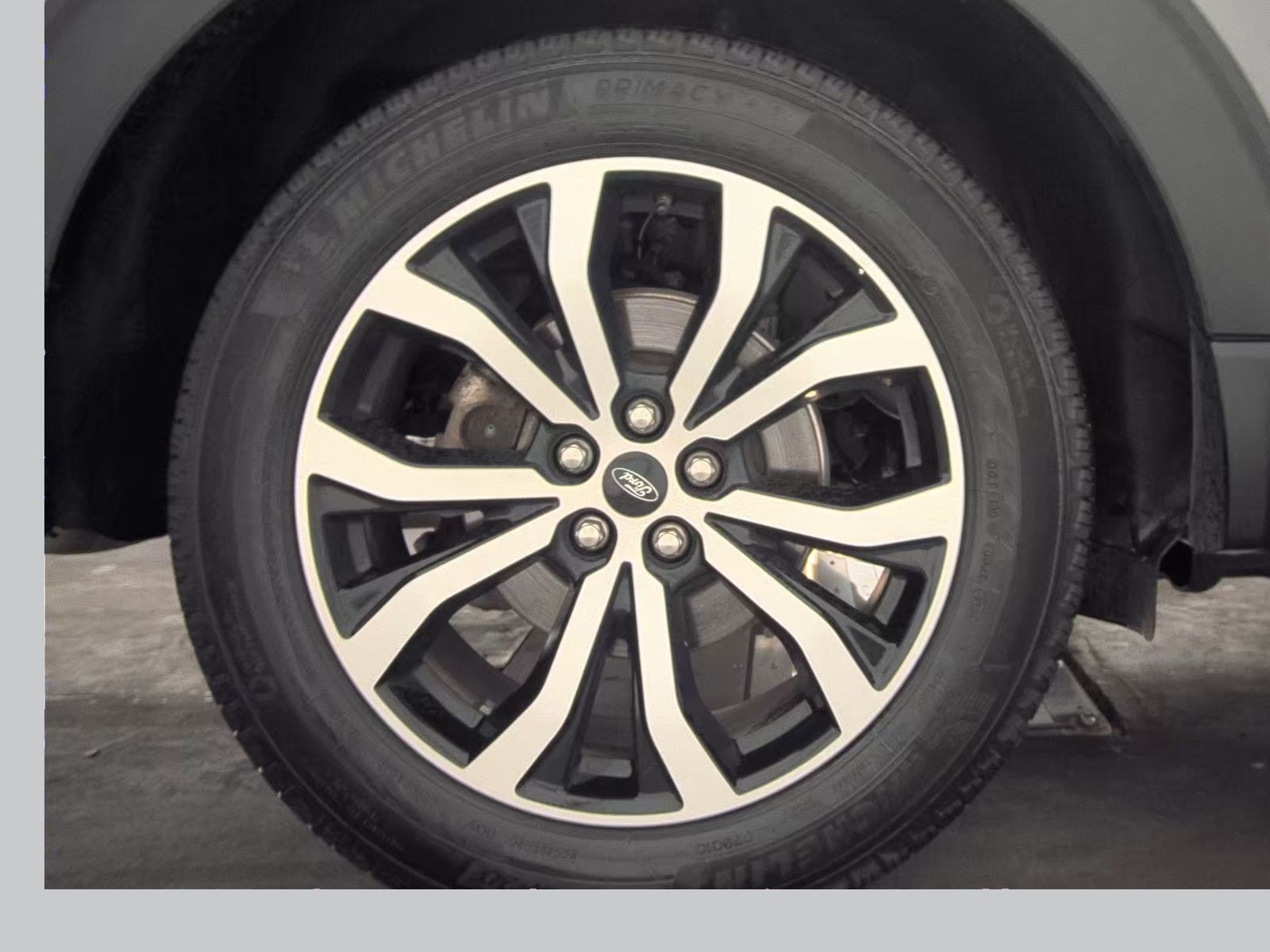 2025 Ford Explorer ST-Line AWD