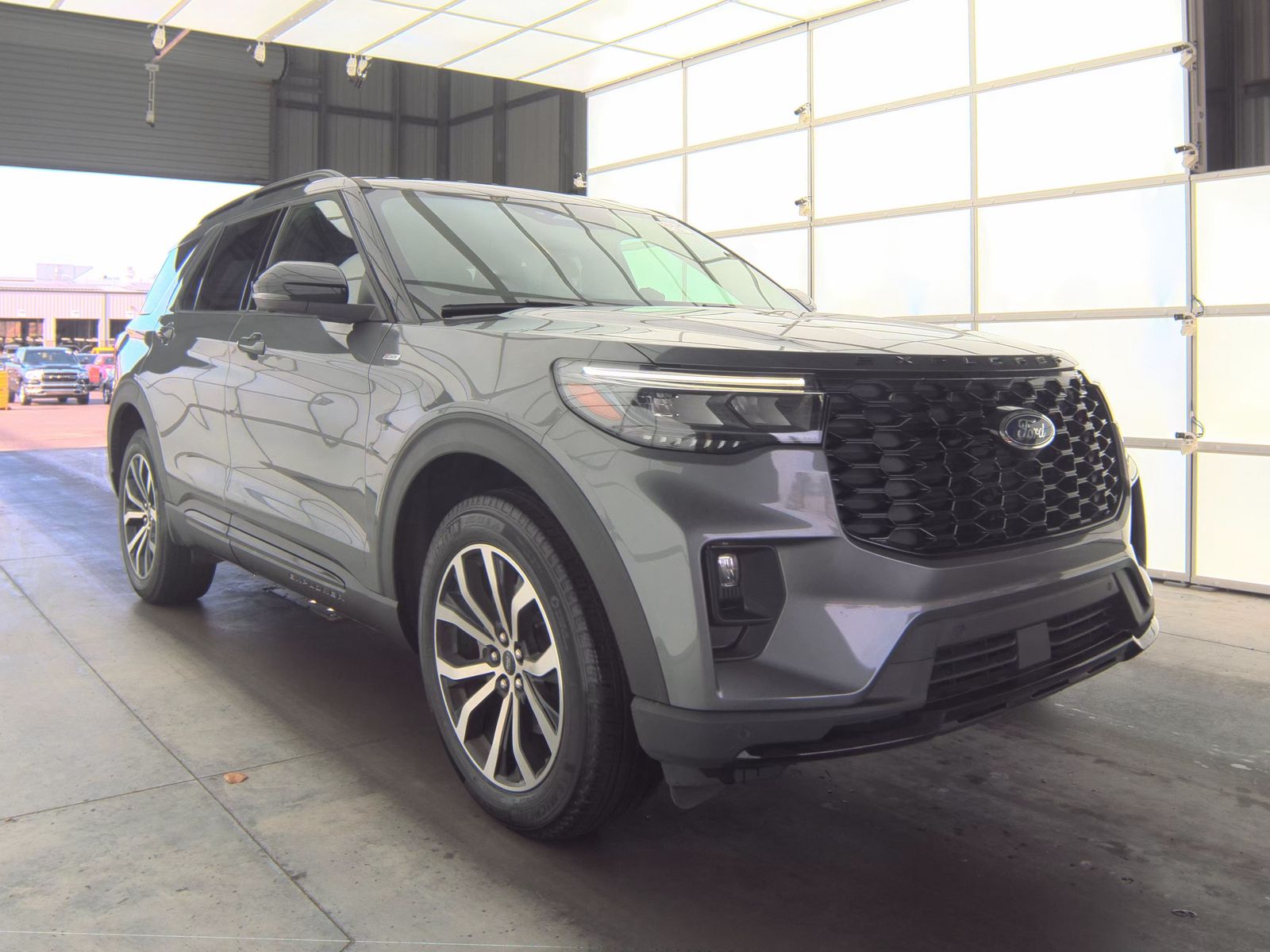 2025 Ford Explorer ST-Line AWD