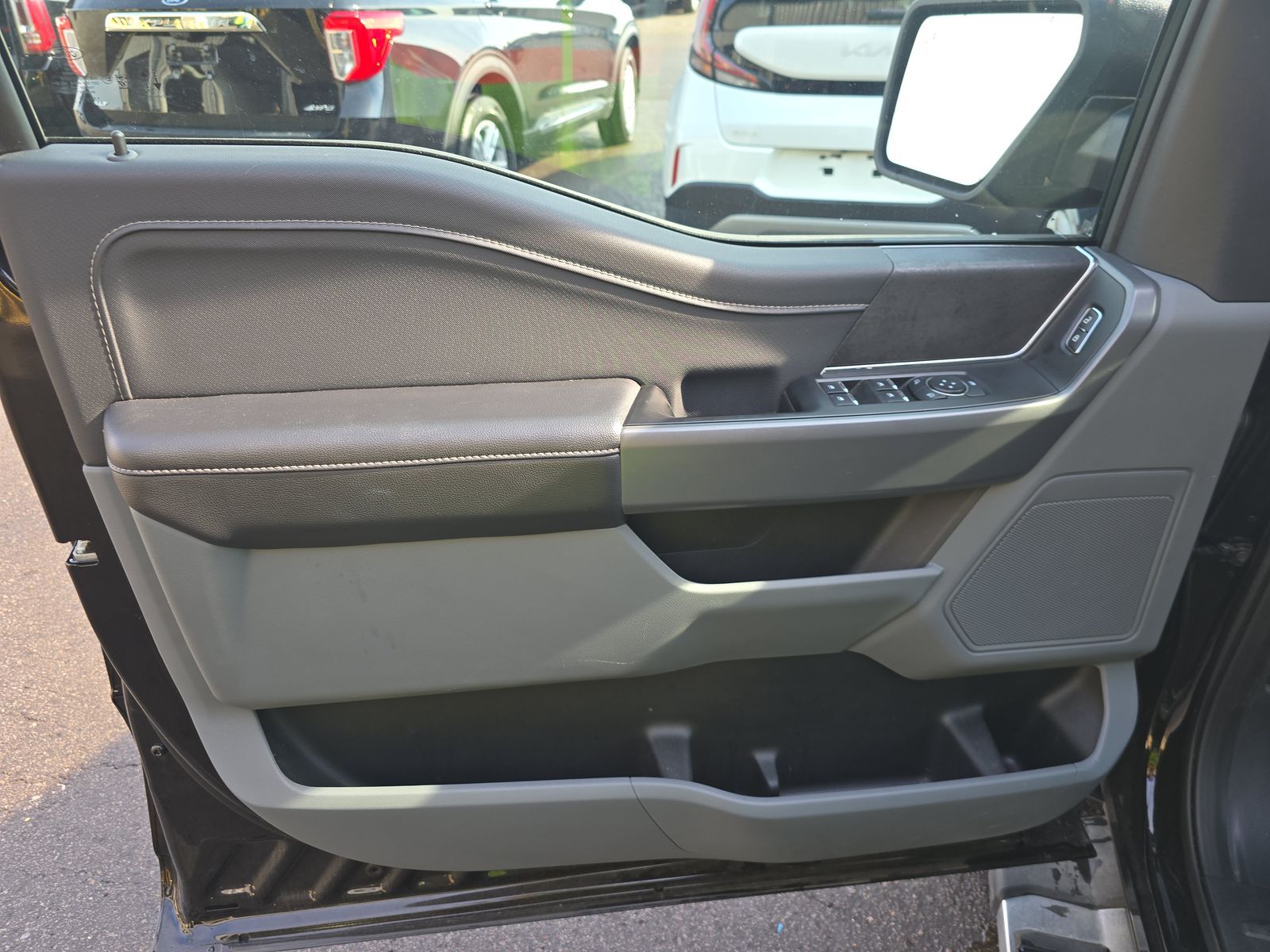 2025 Ford F-150 XLT RWD