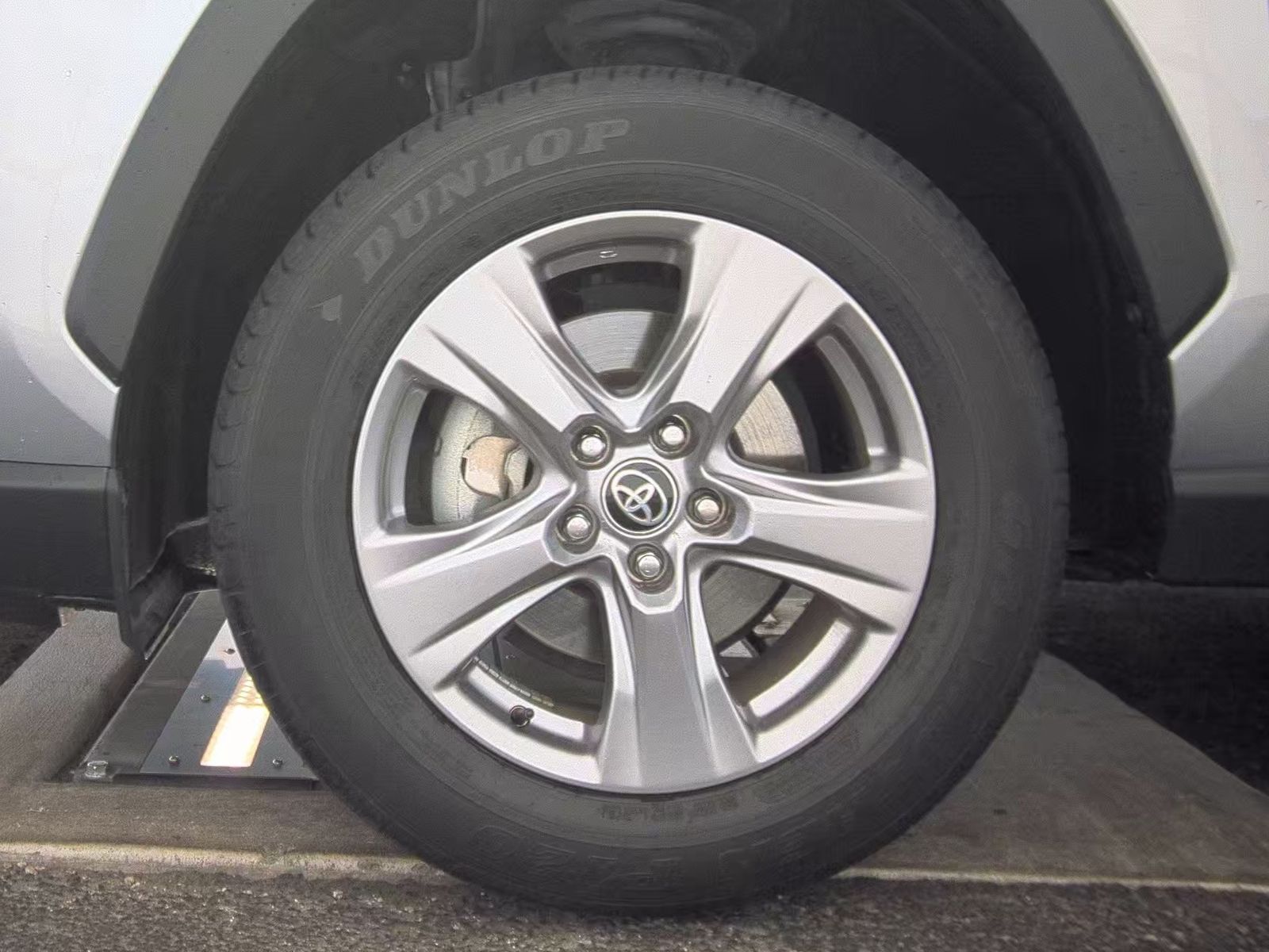 2022 Toyota RAV4 XLE FWD