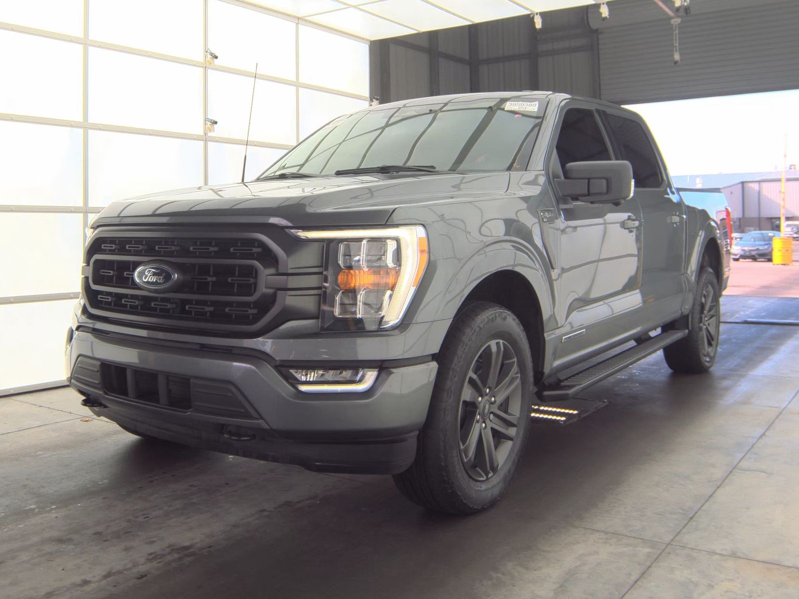 2023 Ford F-150 Hybrid XLT AWD