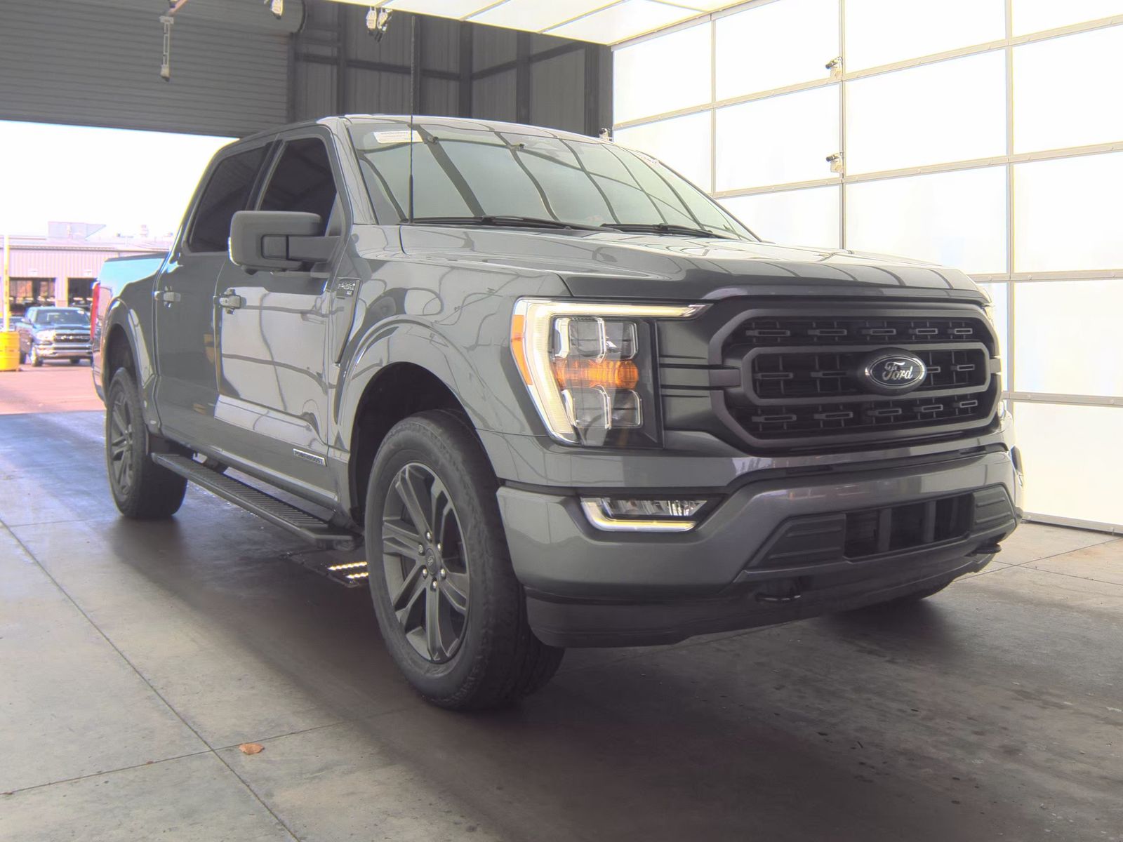 2023 Ford F-150 Hybrid XLT AWD