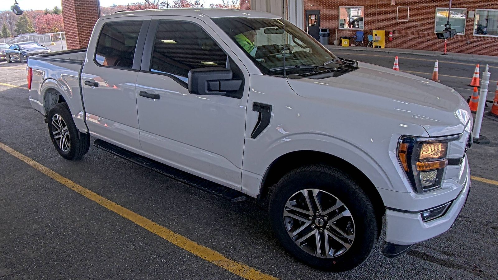 2023 Ford F-150 XL AWD
