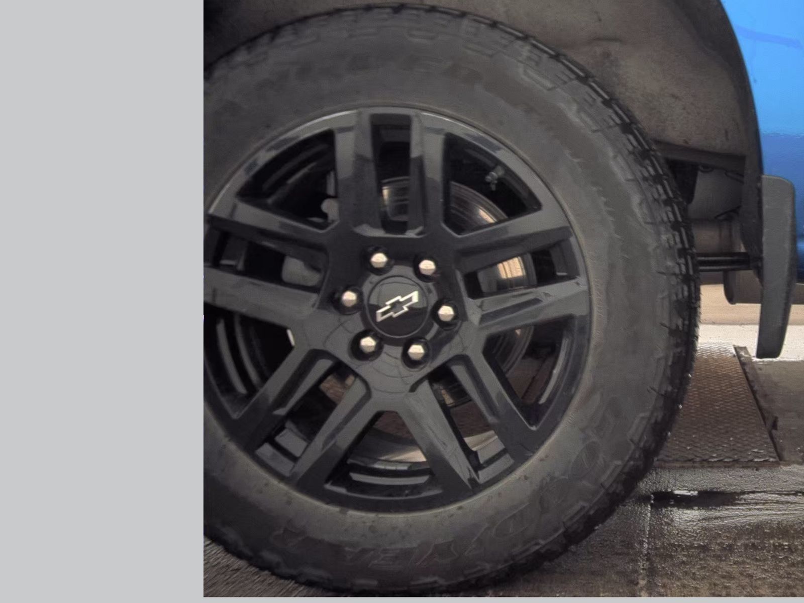 2023 Chevrolet Silverado 1500 Custom AWD