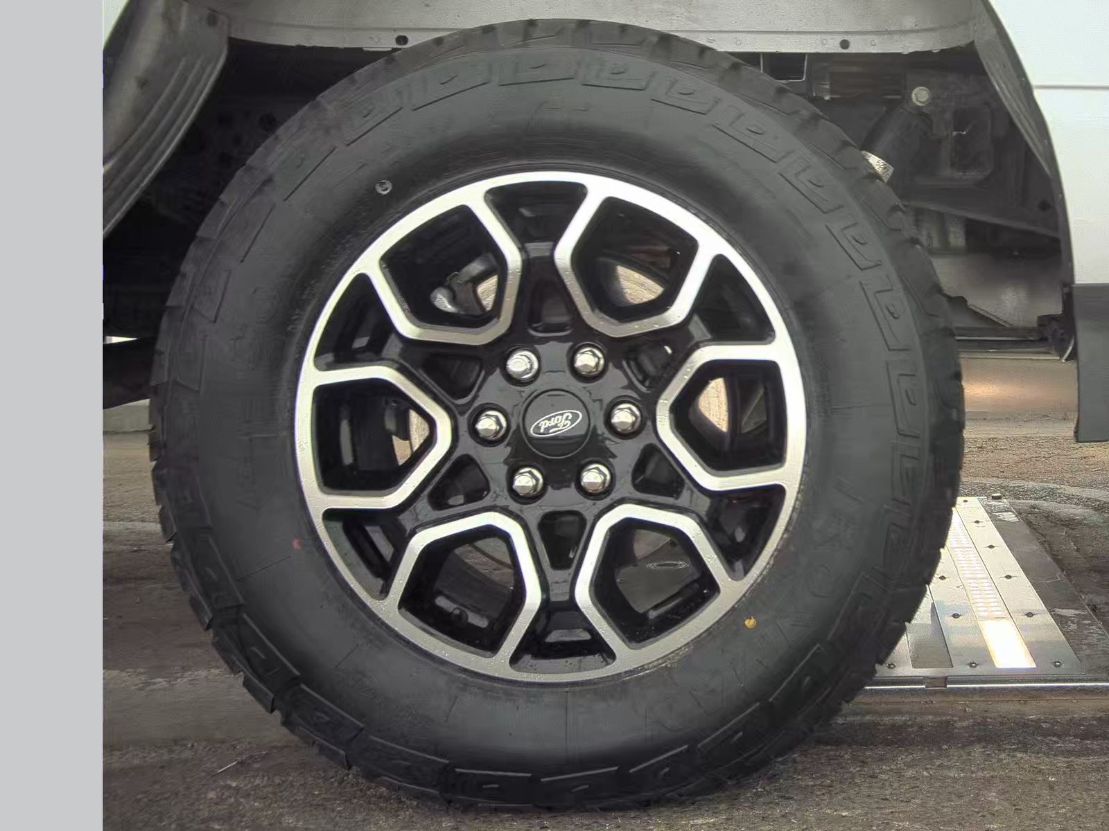 2023 Ford F-150 Hybrid XLT AWD