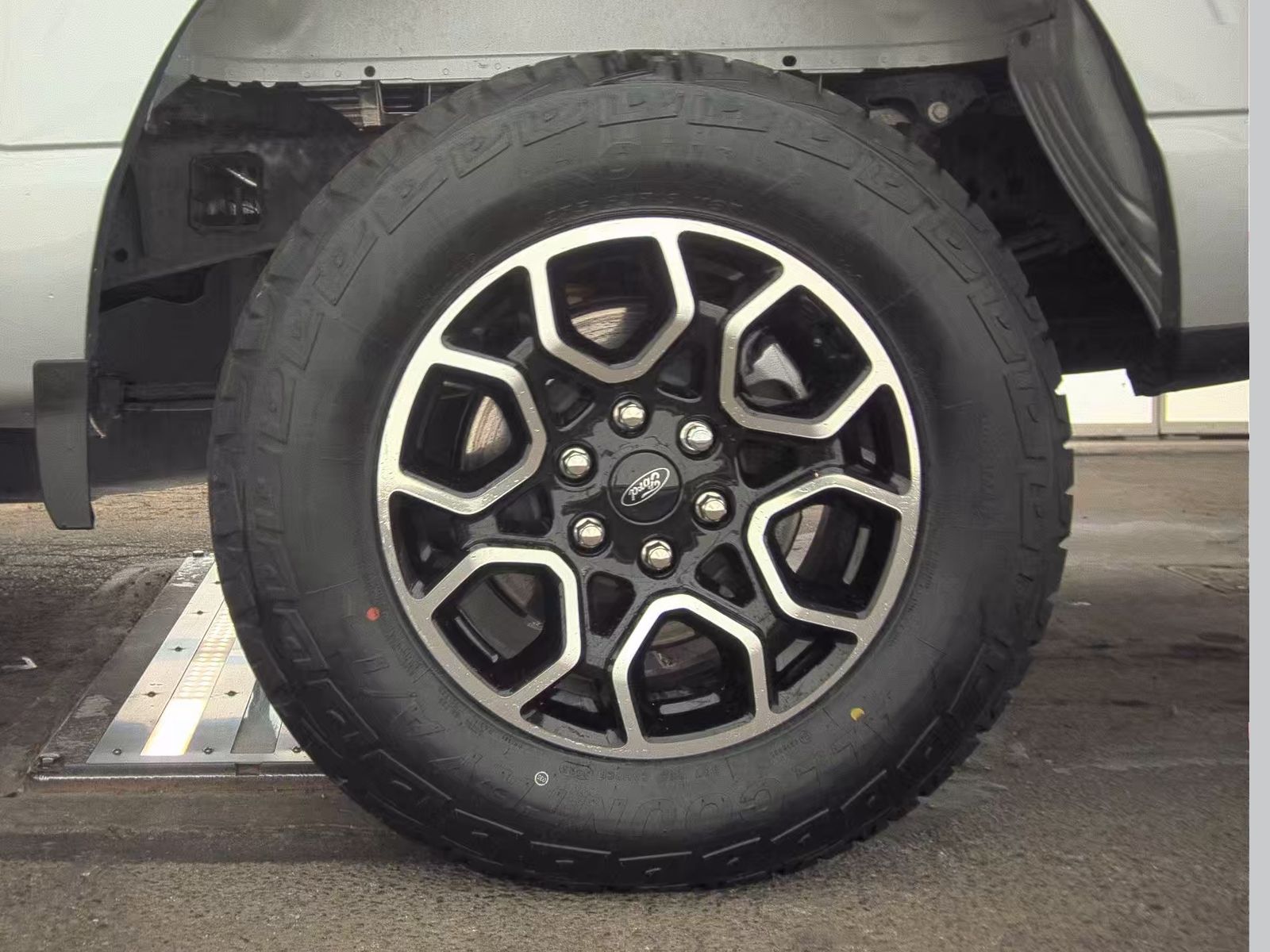 2023 Ford F-150 Hybrid XLT AWD