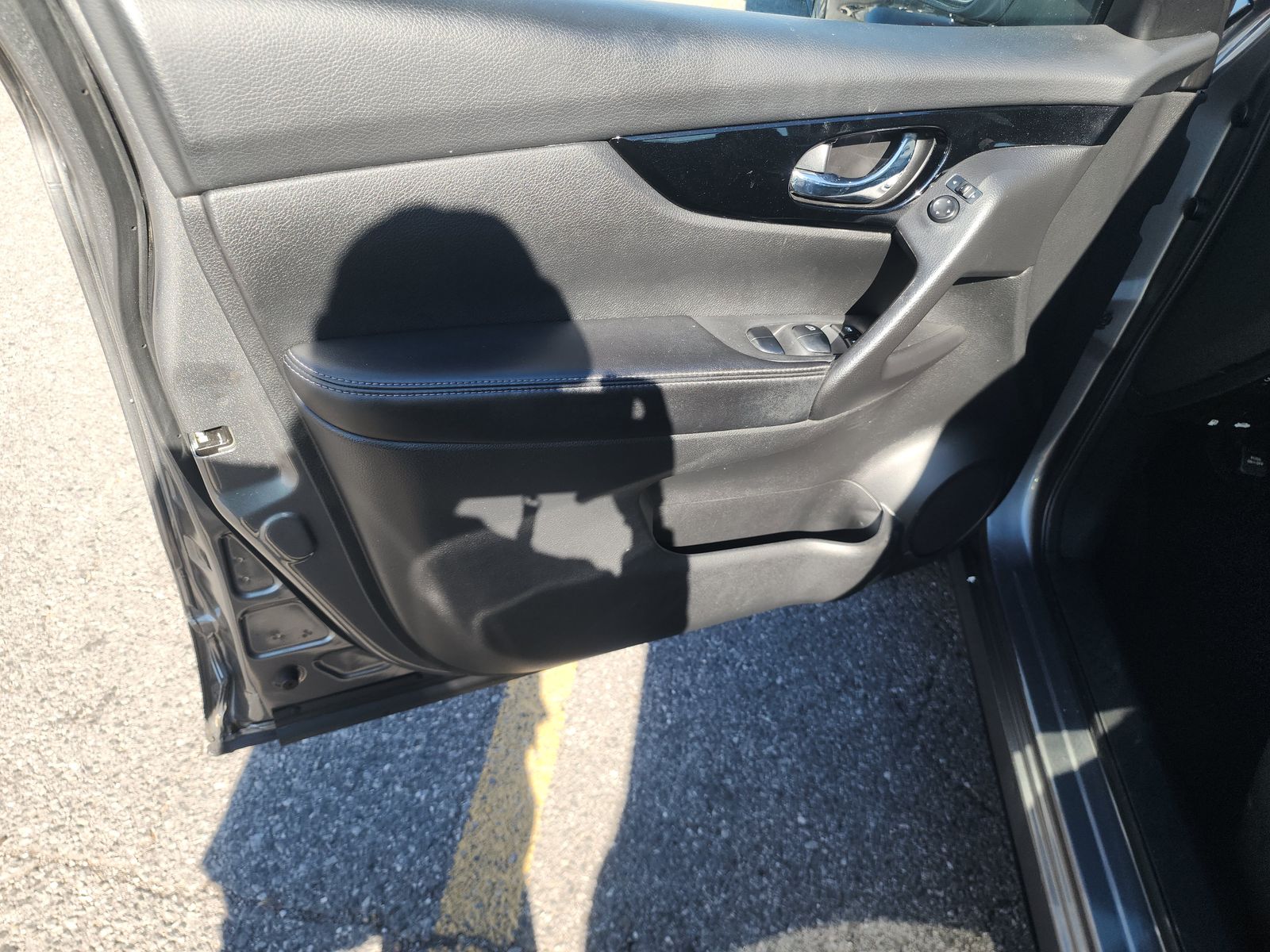 2018 Nissan Rogue Sport SV FWD