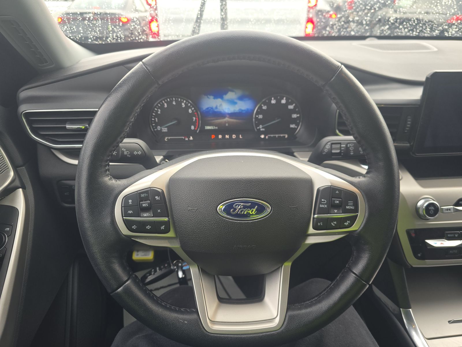 2023 Ford Explorer XLT AWD